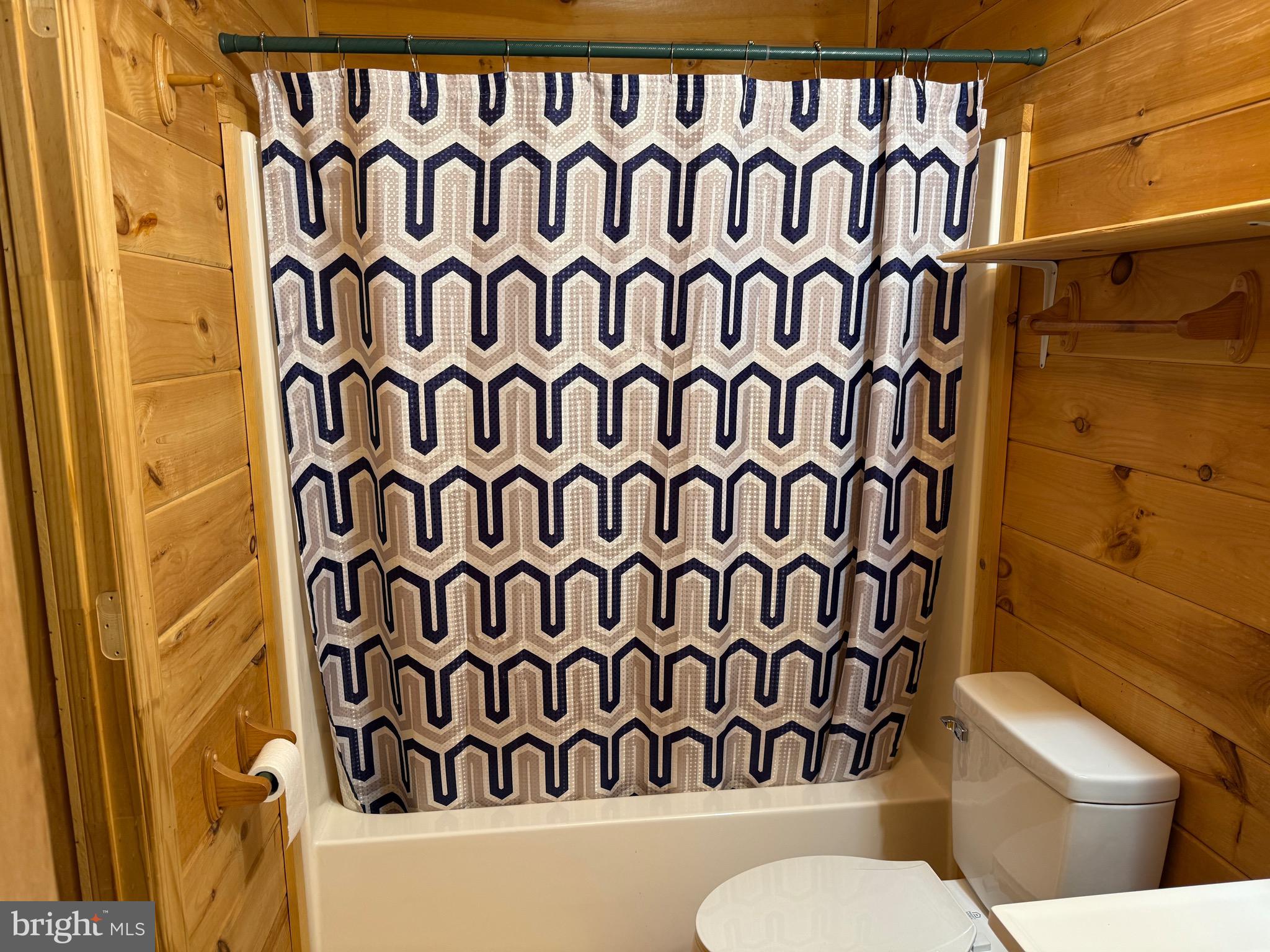 HIGH POINT - Residential Lease