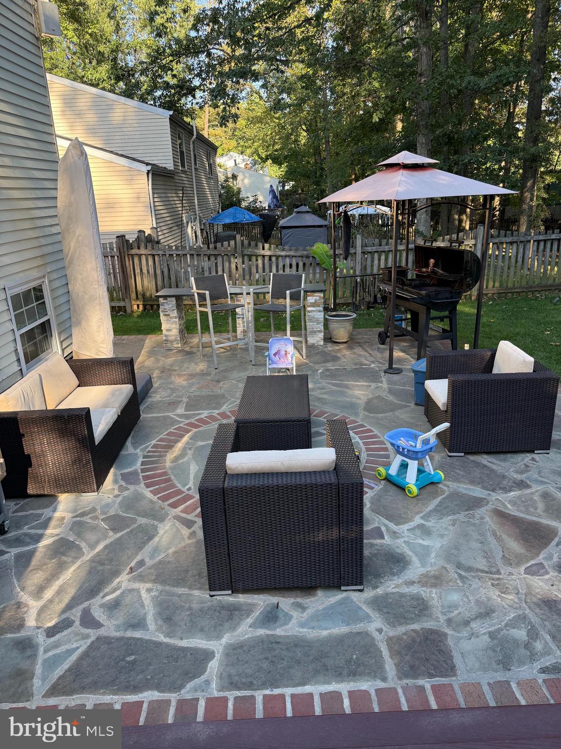 FOX LAIR - Residential Lease