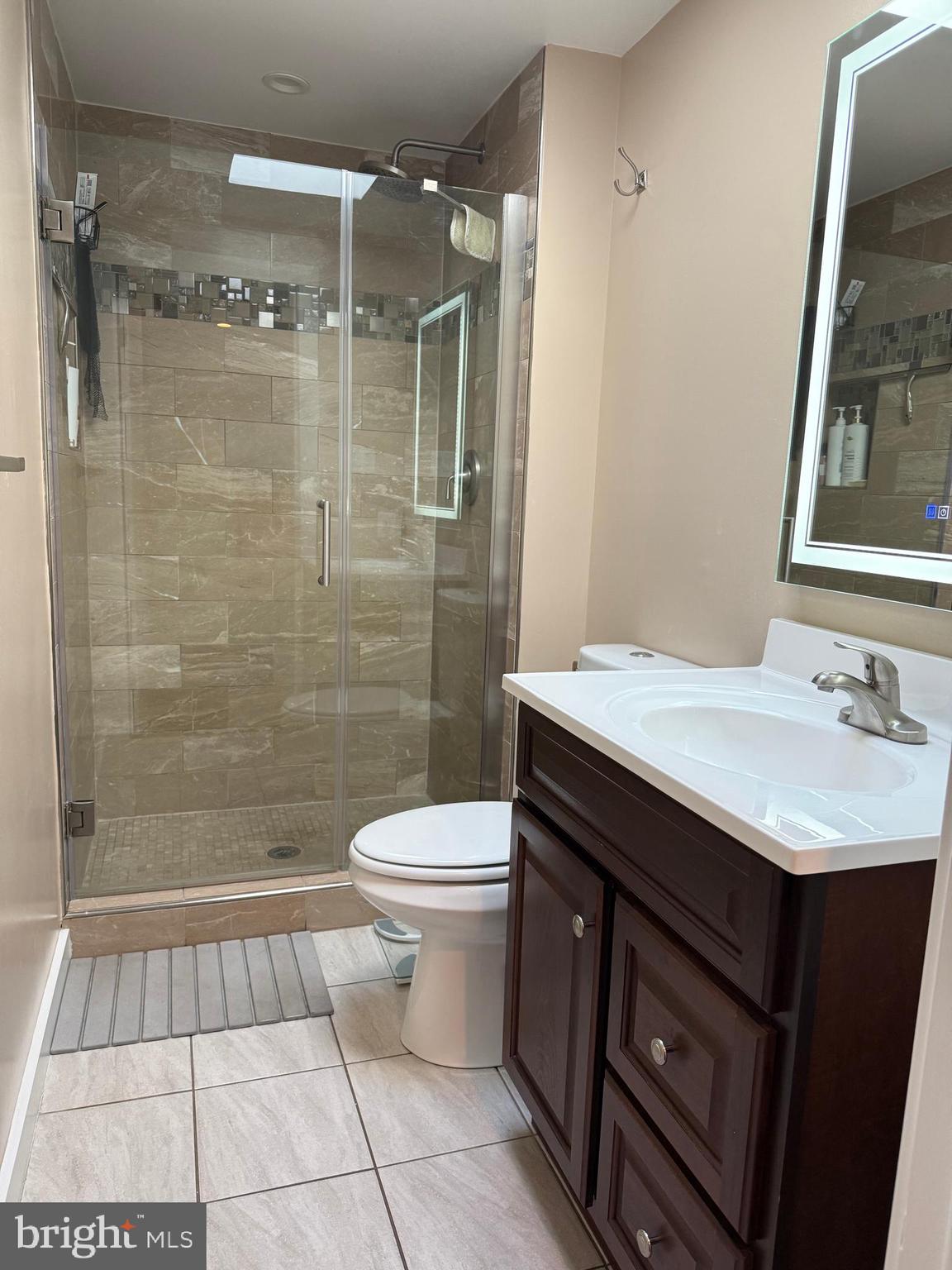 FOX LAIR - Residential Lease