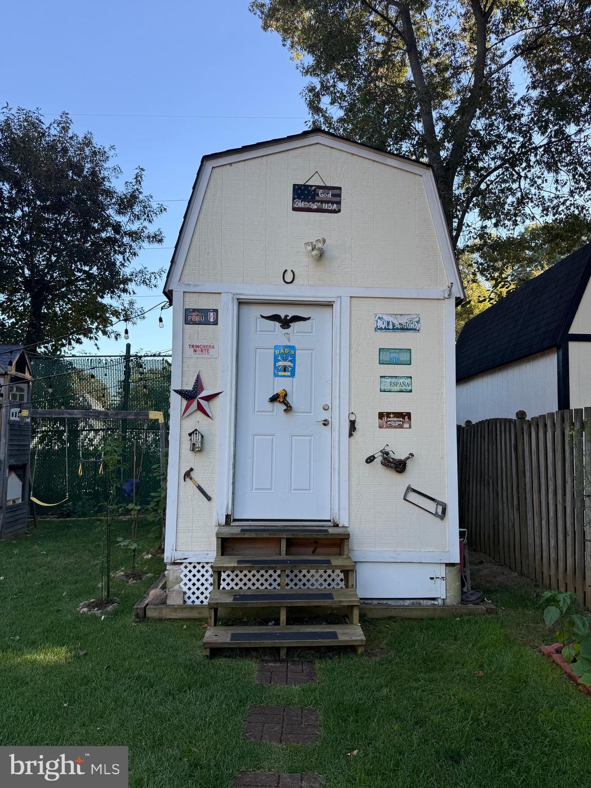 FOX LAIR - Residential Lease