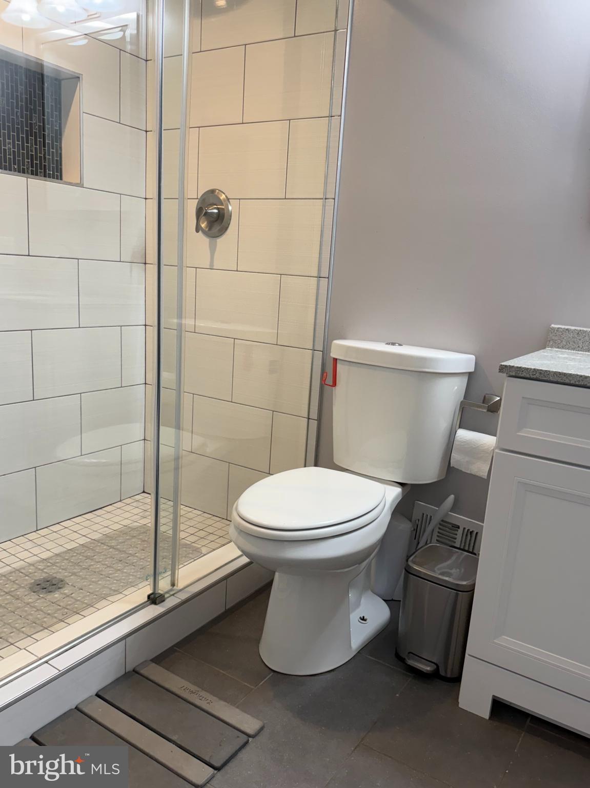 FOX LAIR - Residential Lease