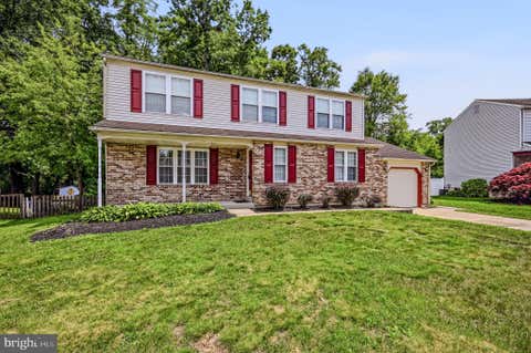Homes For Sale - 102 Avignon Court<br/> New Castle County, NEWARK, DE 19702