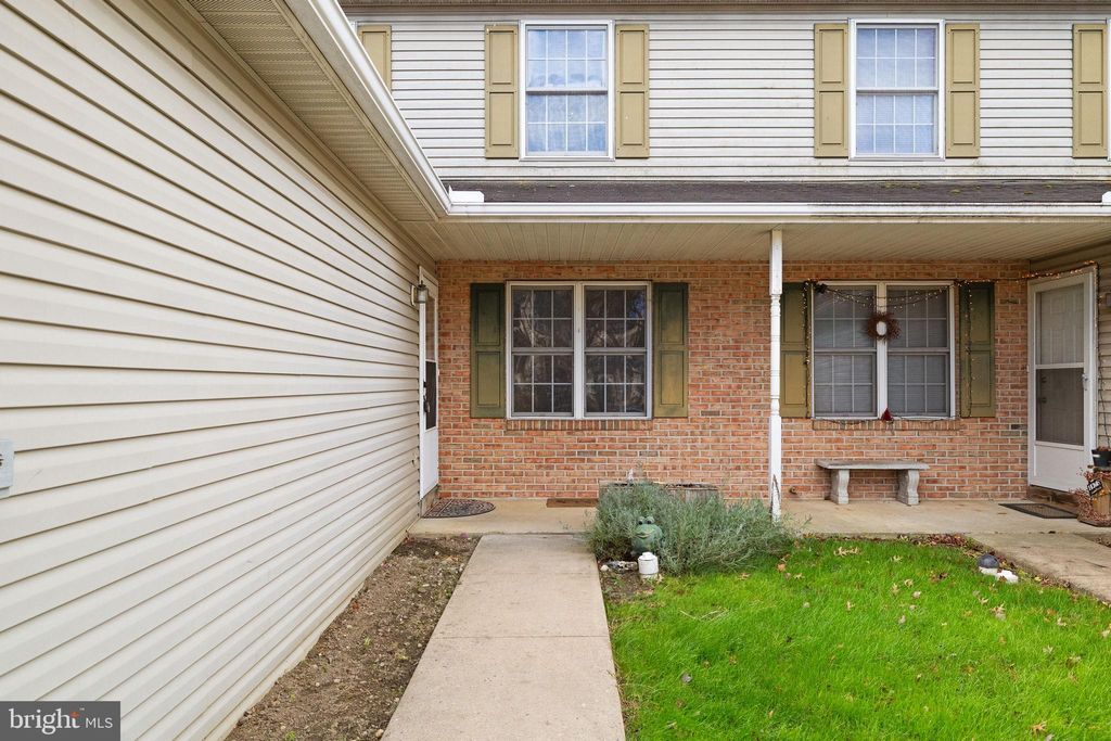 Photo of 406 Groffdale Road, QUARRYVILLE, PA 17566 (MLS # PALA2060666)