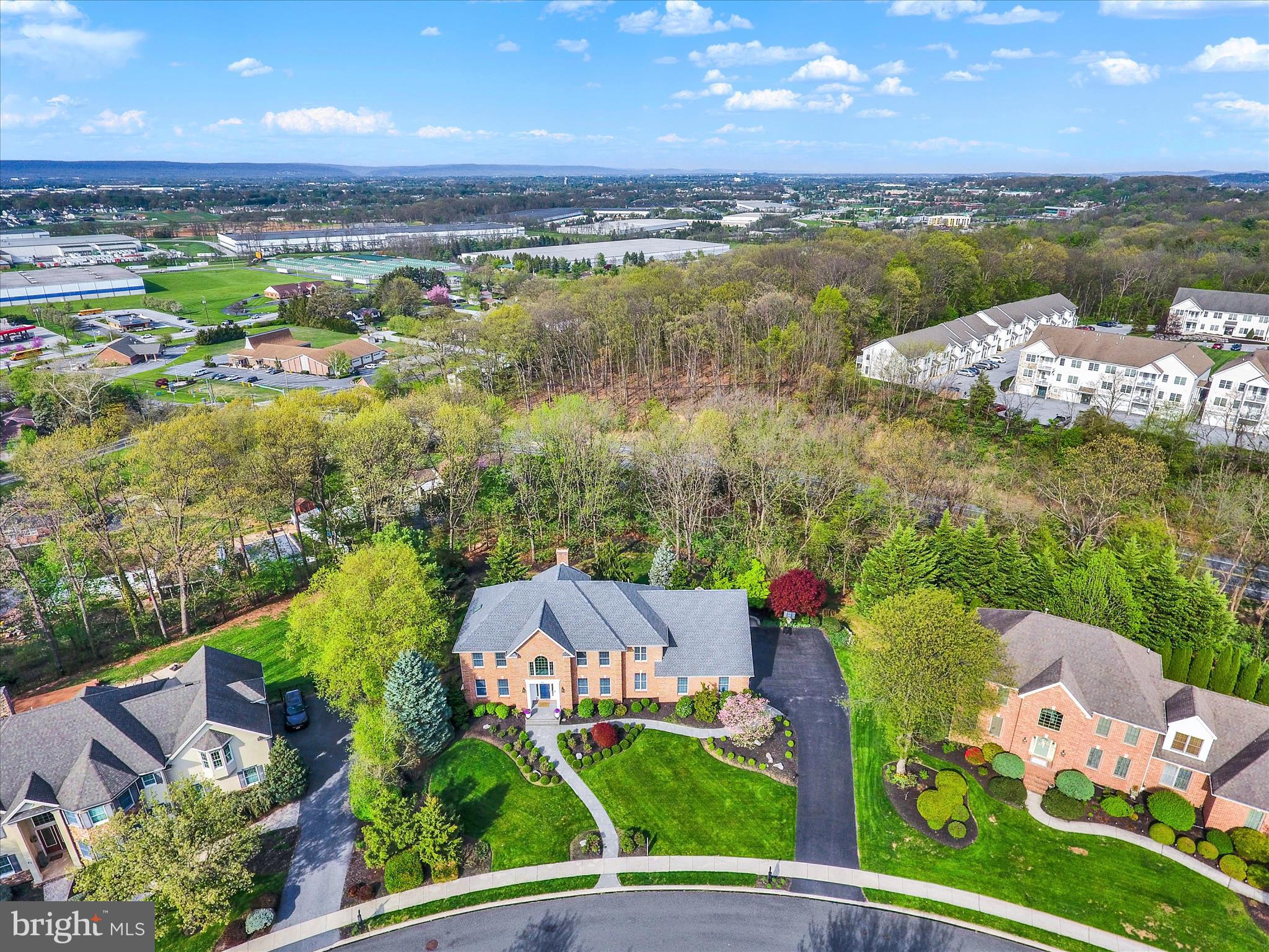 LINDENWOOD - Residential