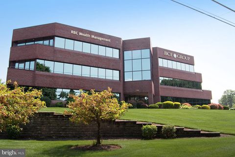 Photo of 2101 Oregon Pike, LANCASTER, PA 17601 (MLS # PALA2072498)