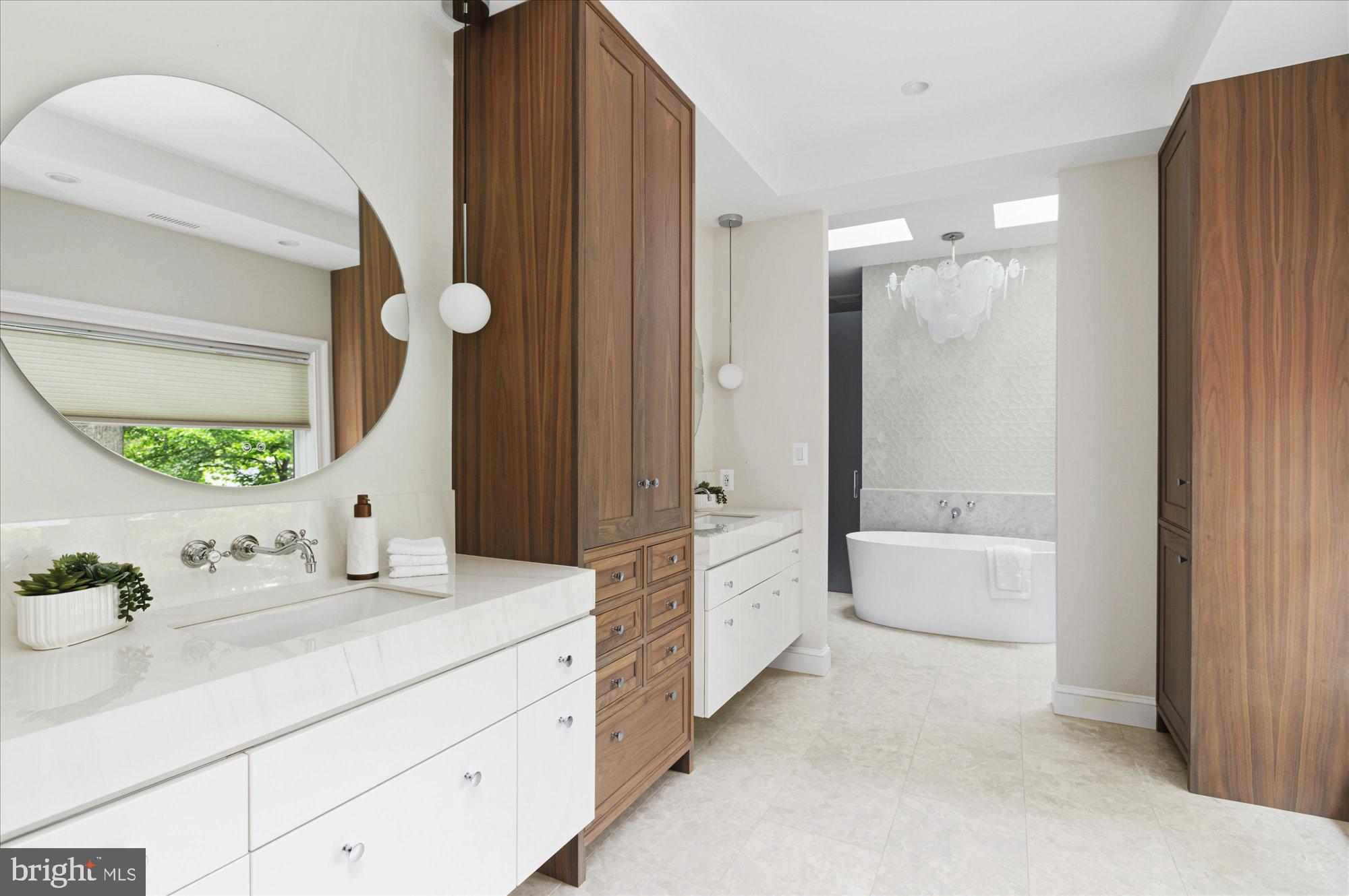 ARLINGWOOD - Residential