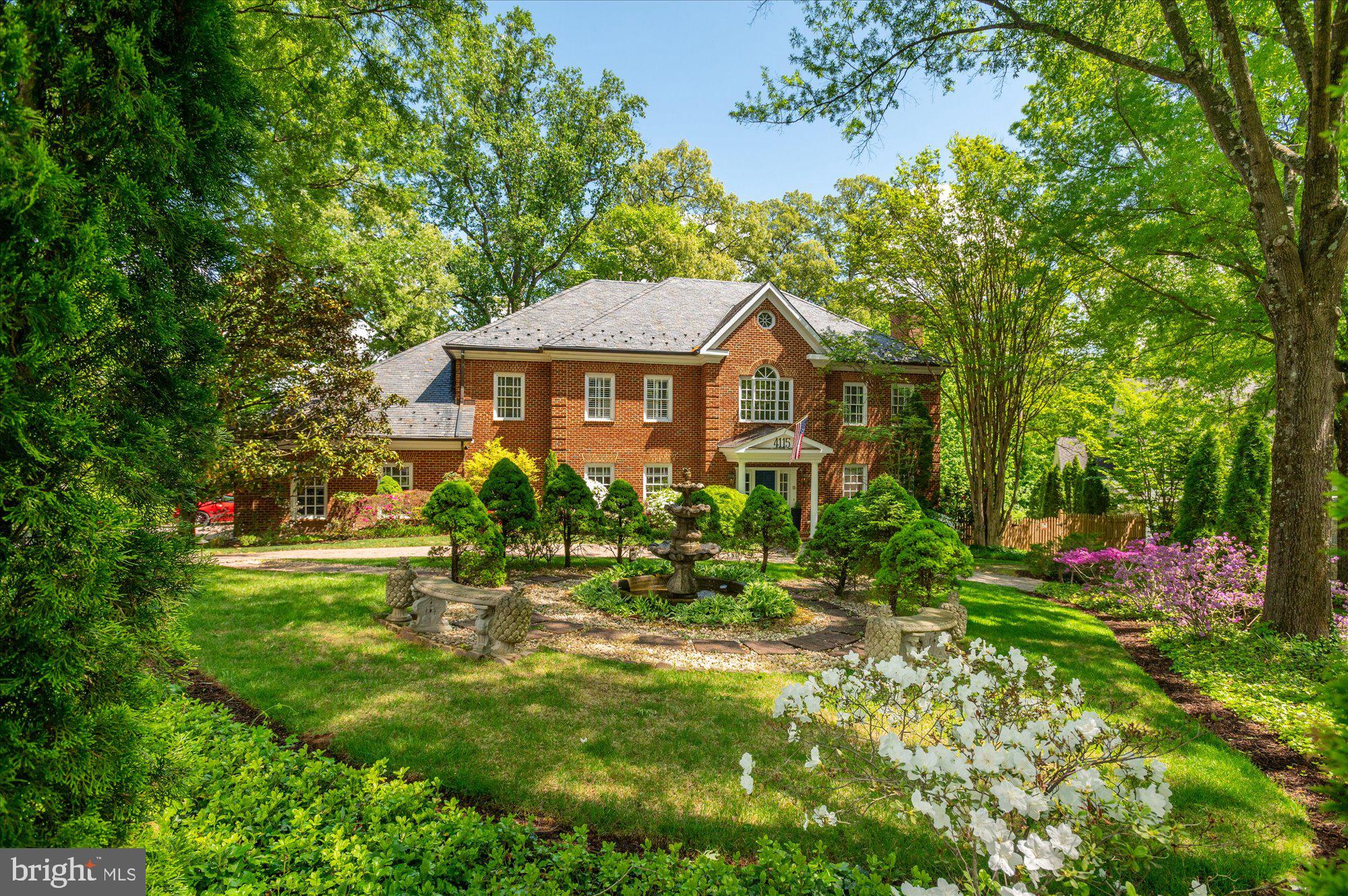 ARLINGWOOD - Residential
