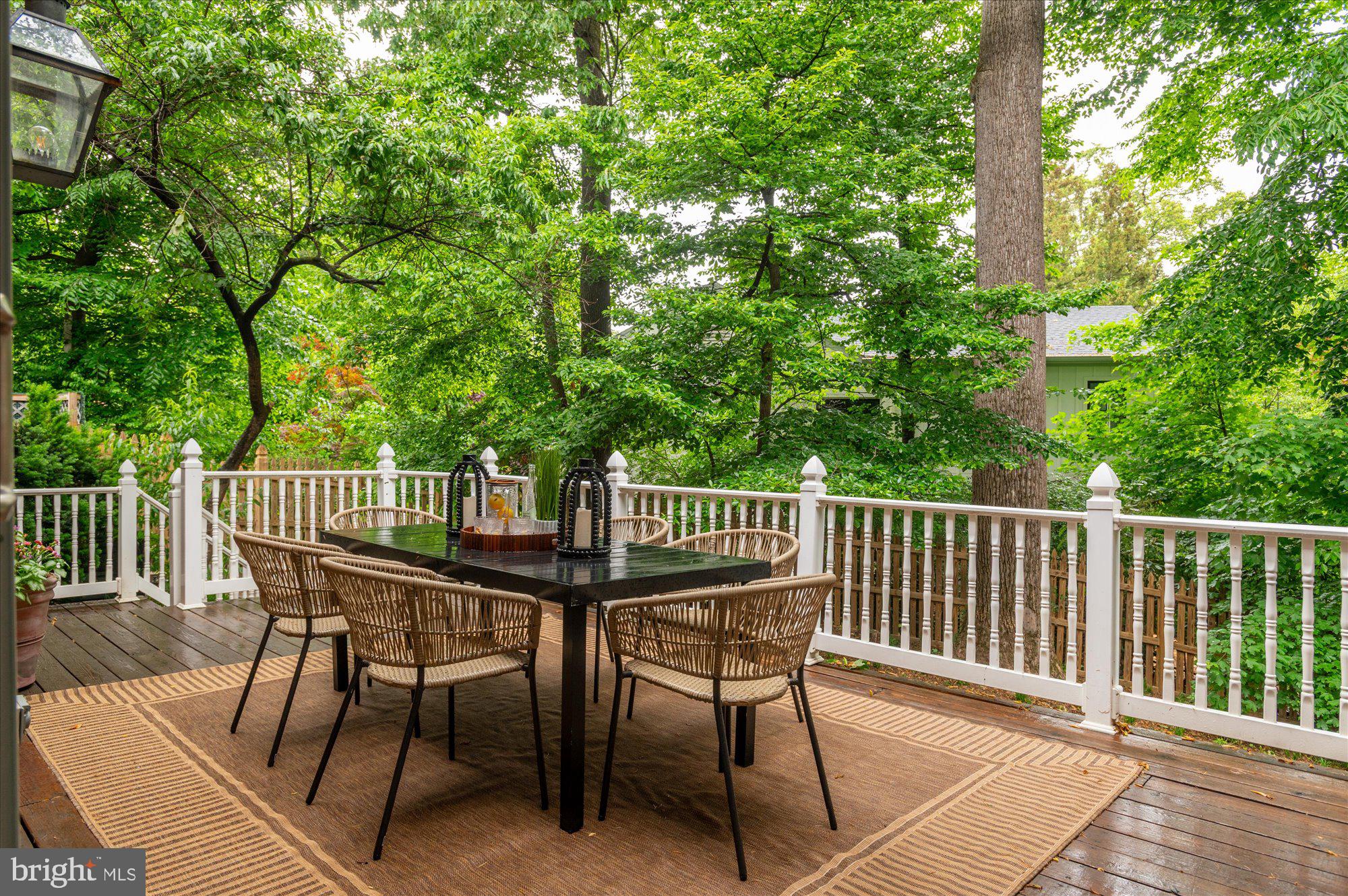 ARLINGWOOD - Residential