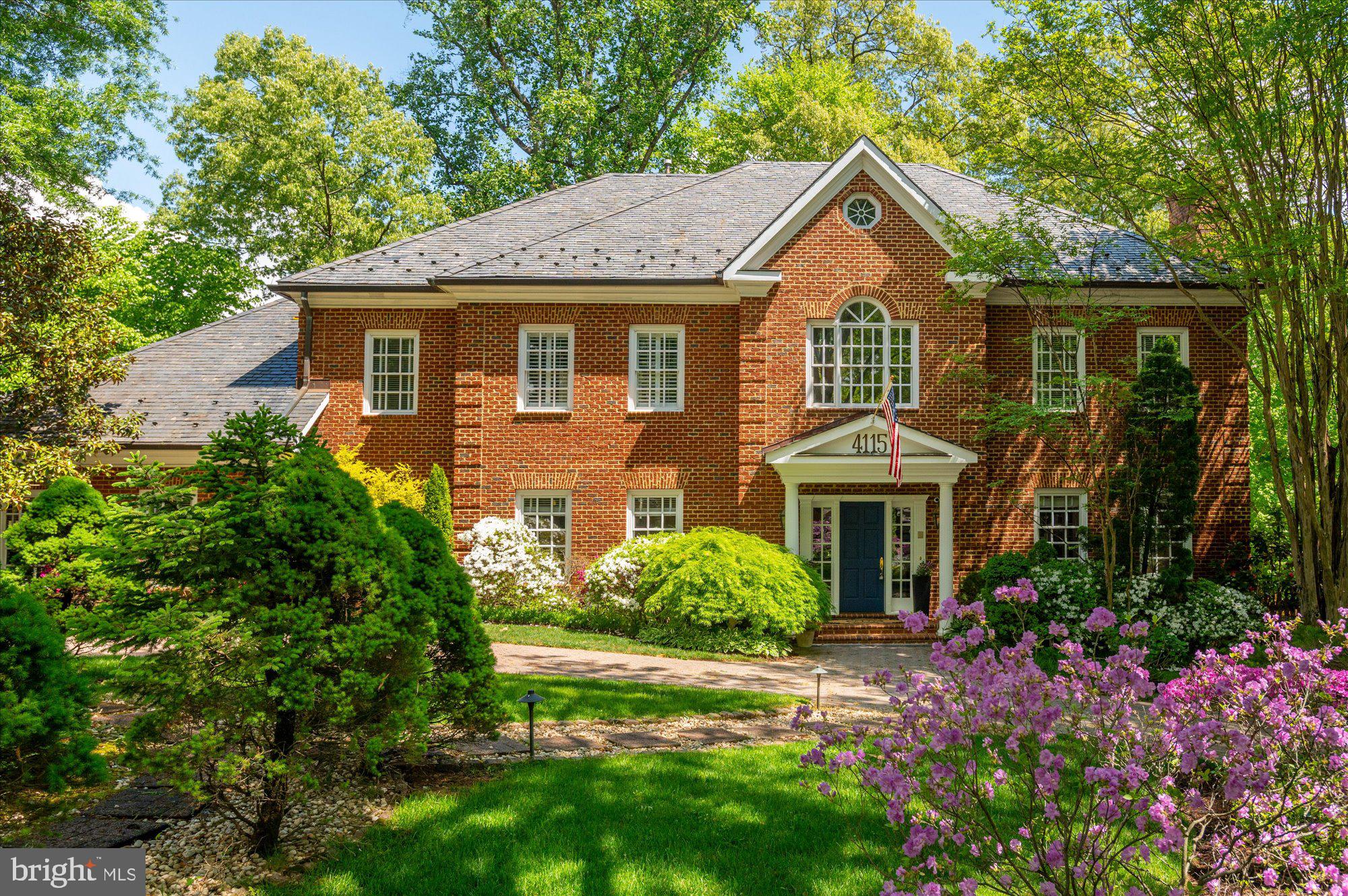 ARLINGWOOD - Residential