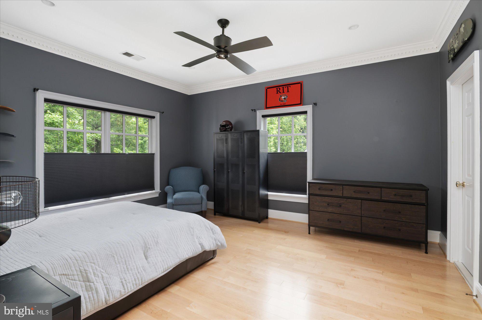 ARLINGWOOD - Residential