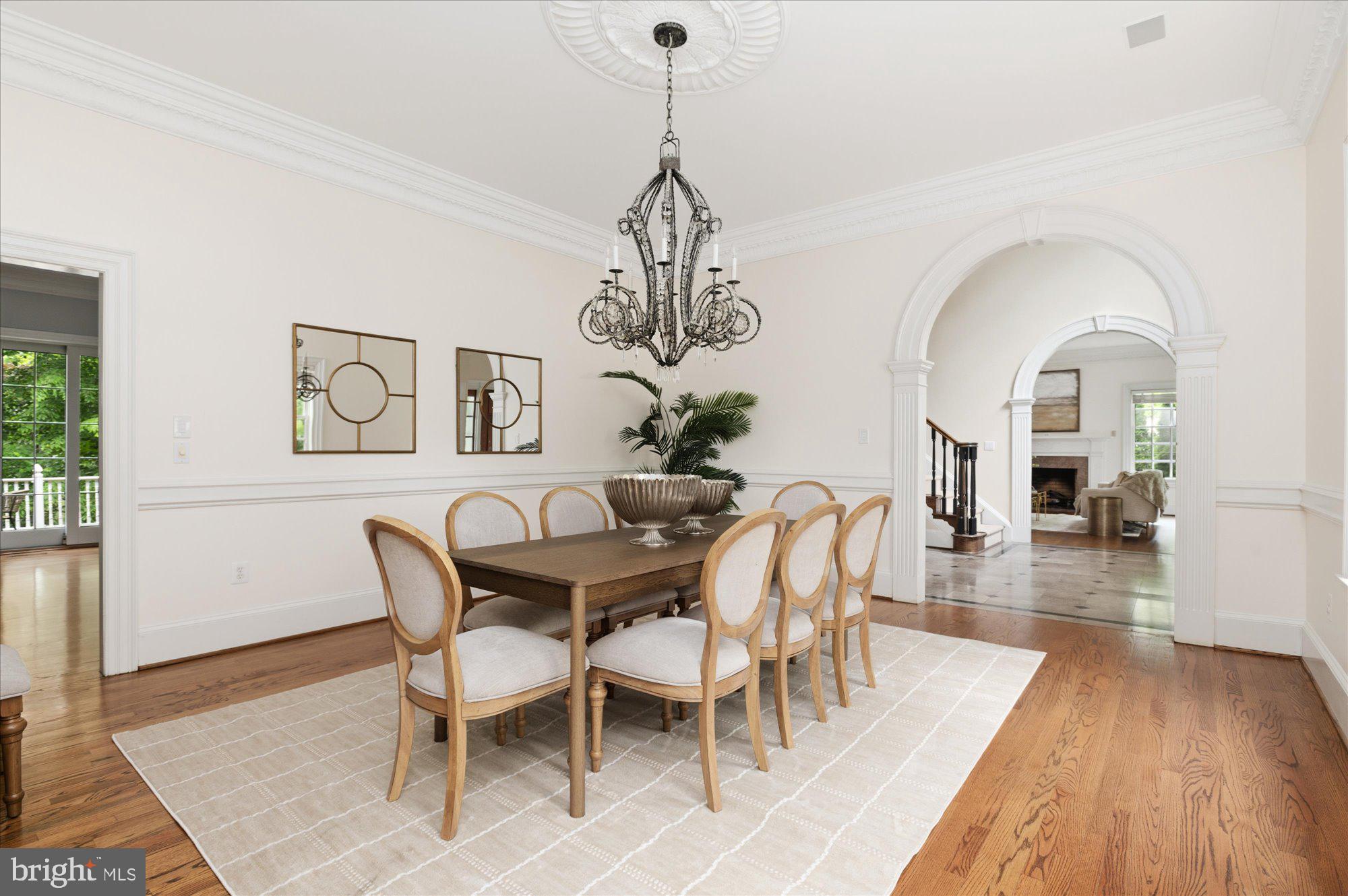 ARLINGWOOD - Residential
