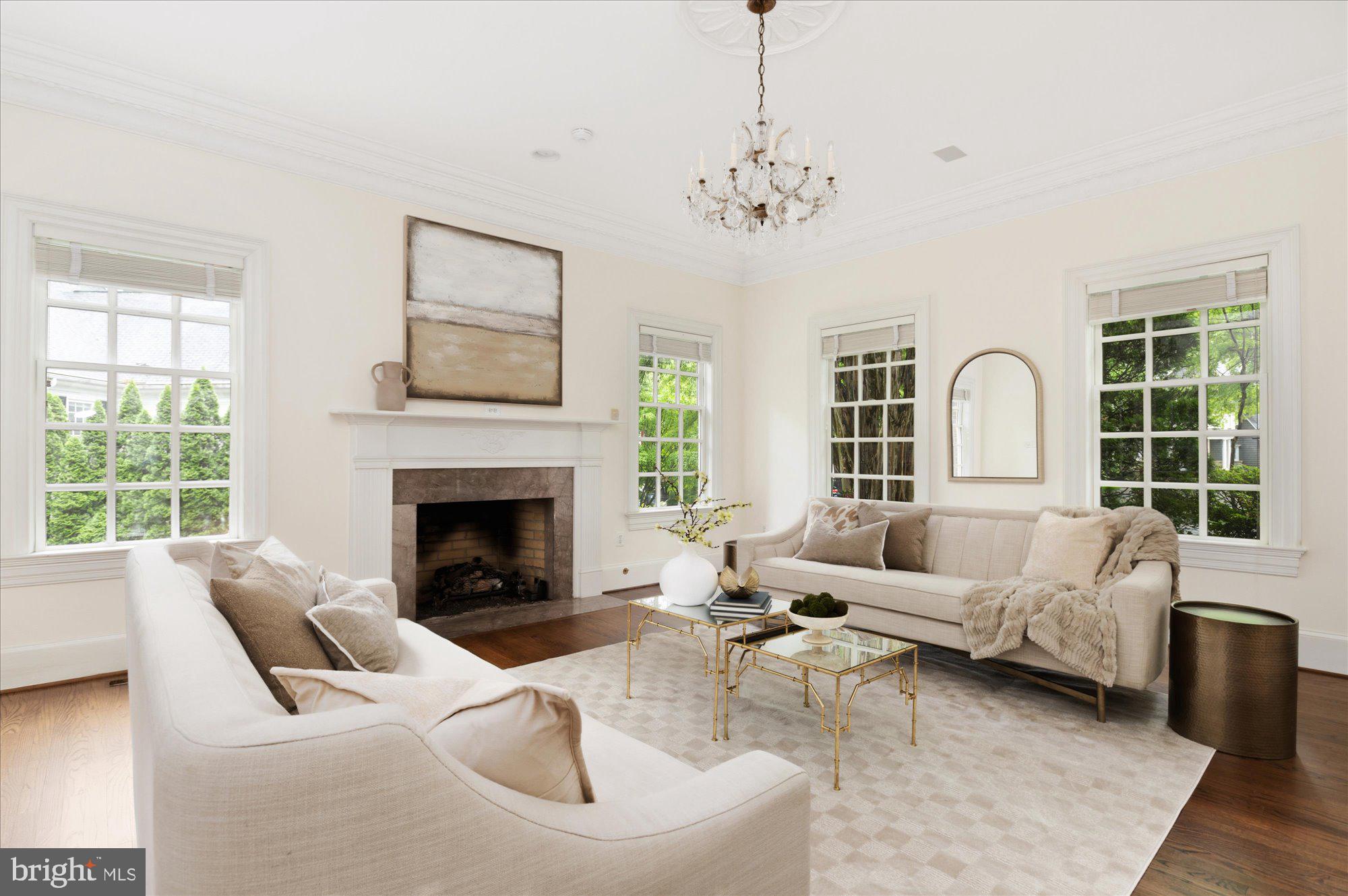 ARLINGWOOD - Residential
