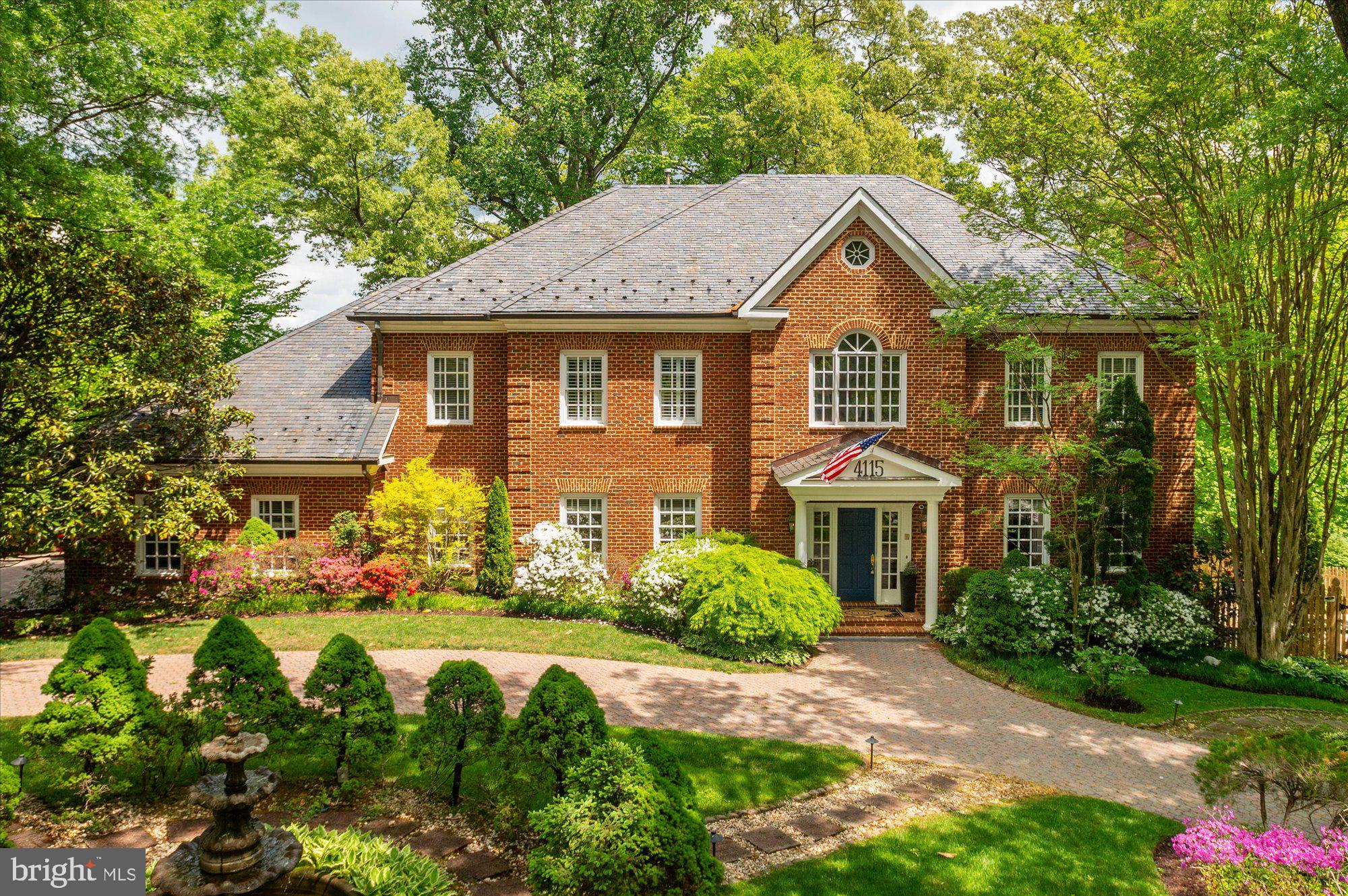 ARLINGWOOD - Residential