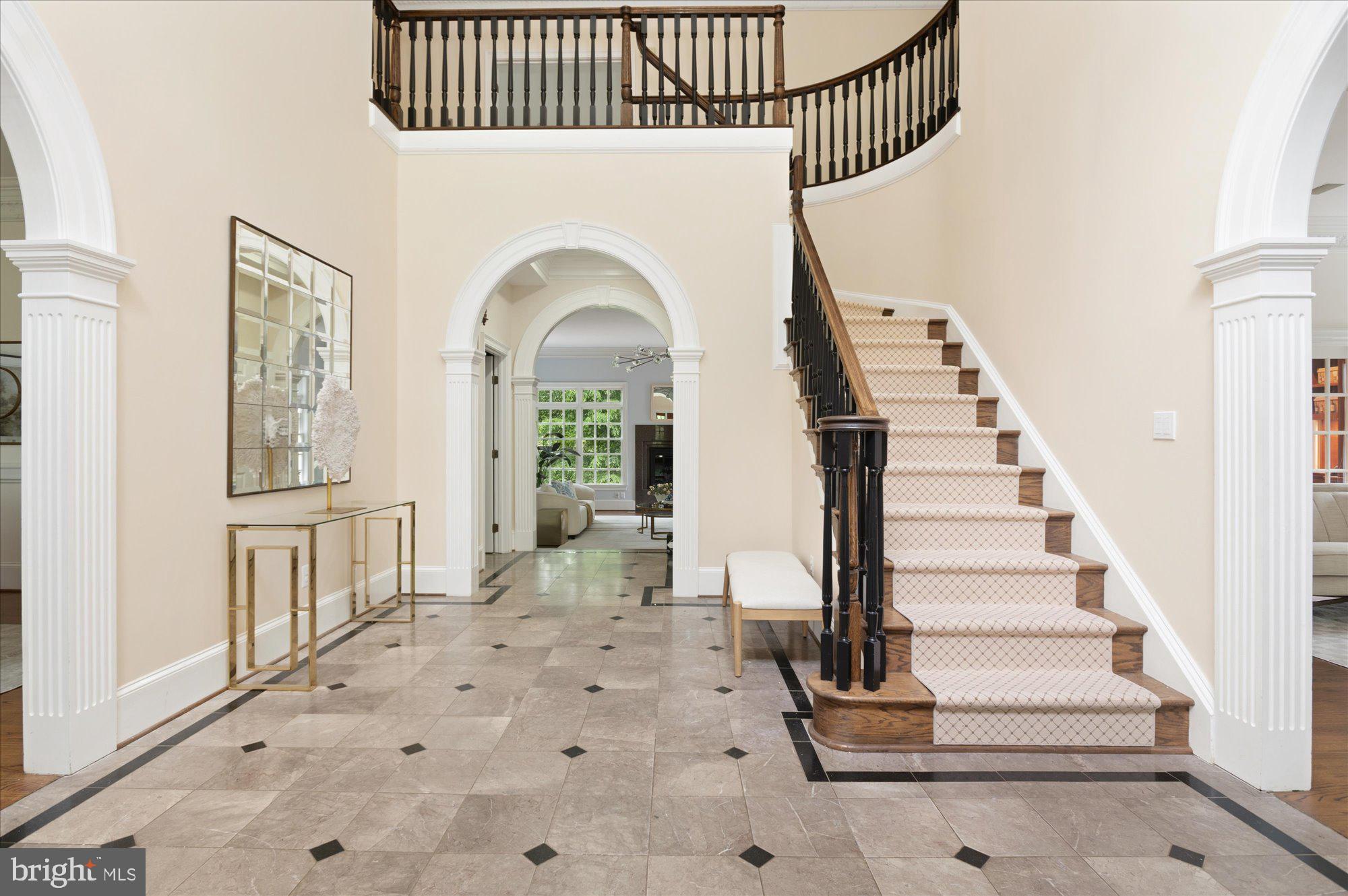ARLINGWOOD - Residential