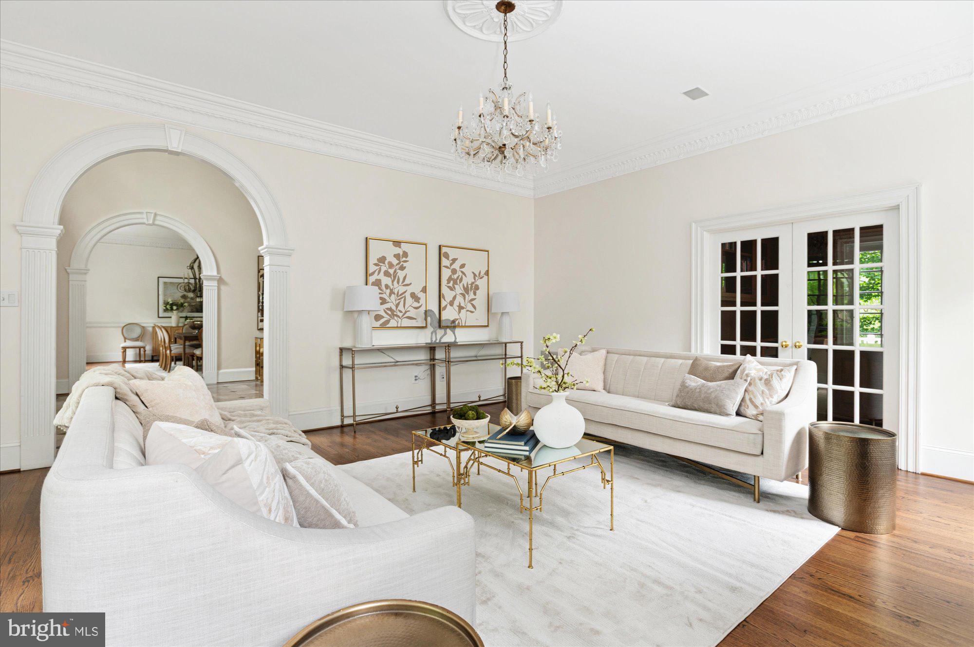 ARLINGWOOD - Residential