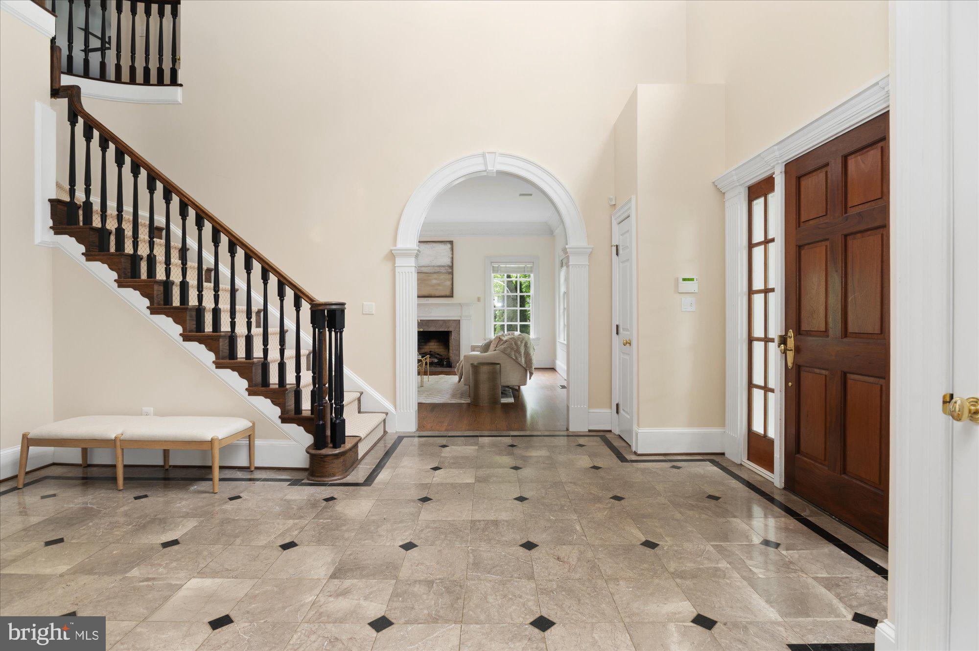 ARLINGWOOD - Residential