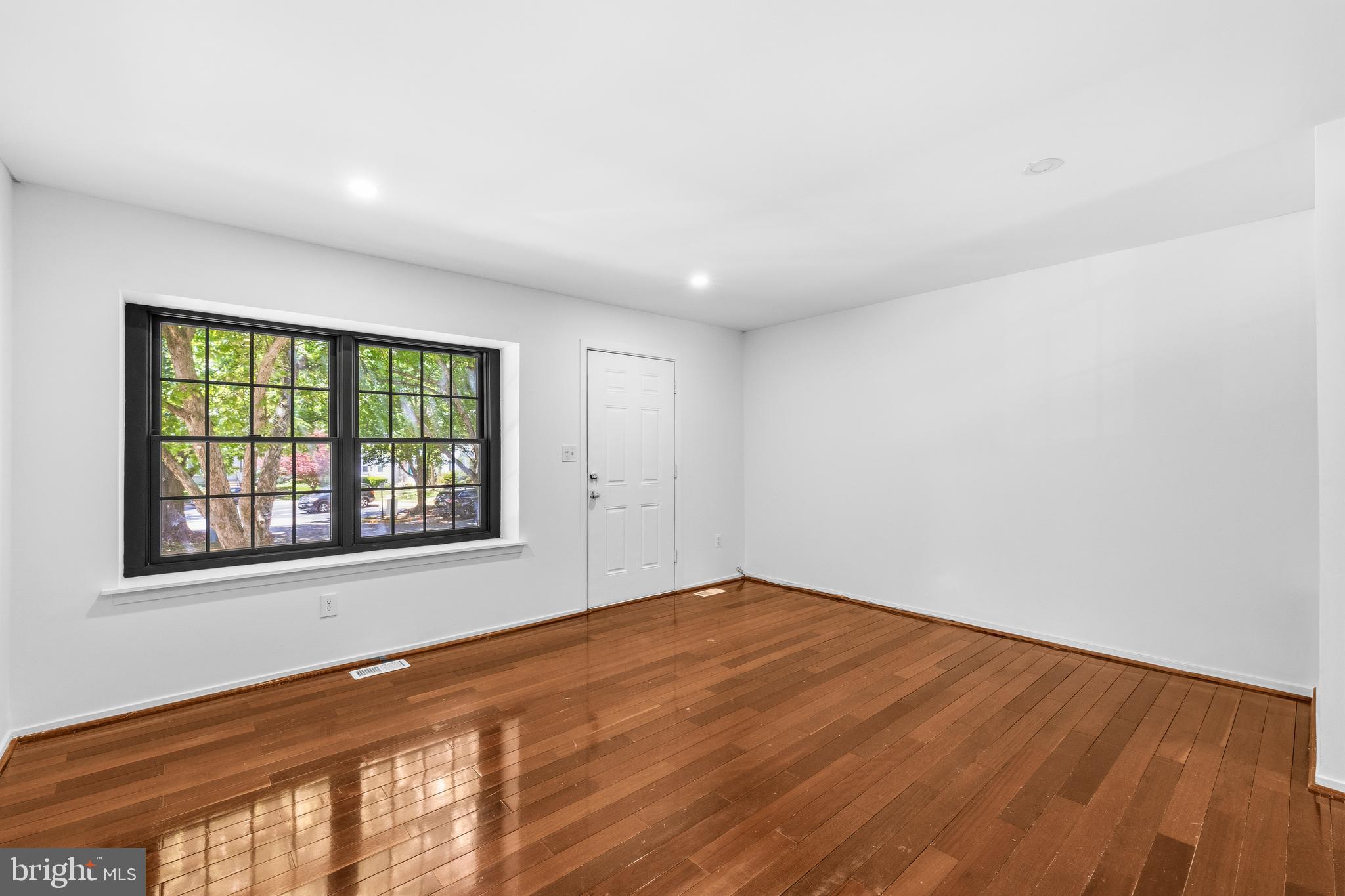 13602 AMBASSADOR DRIVE 13602