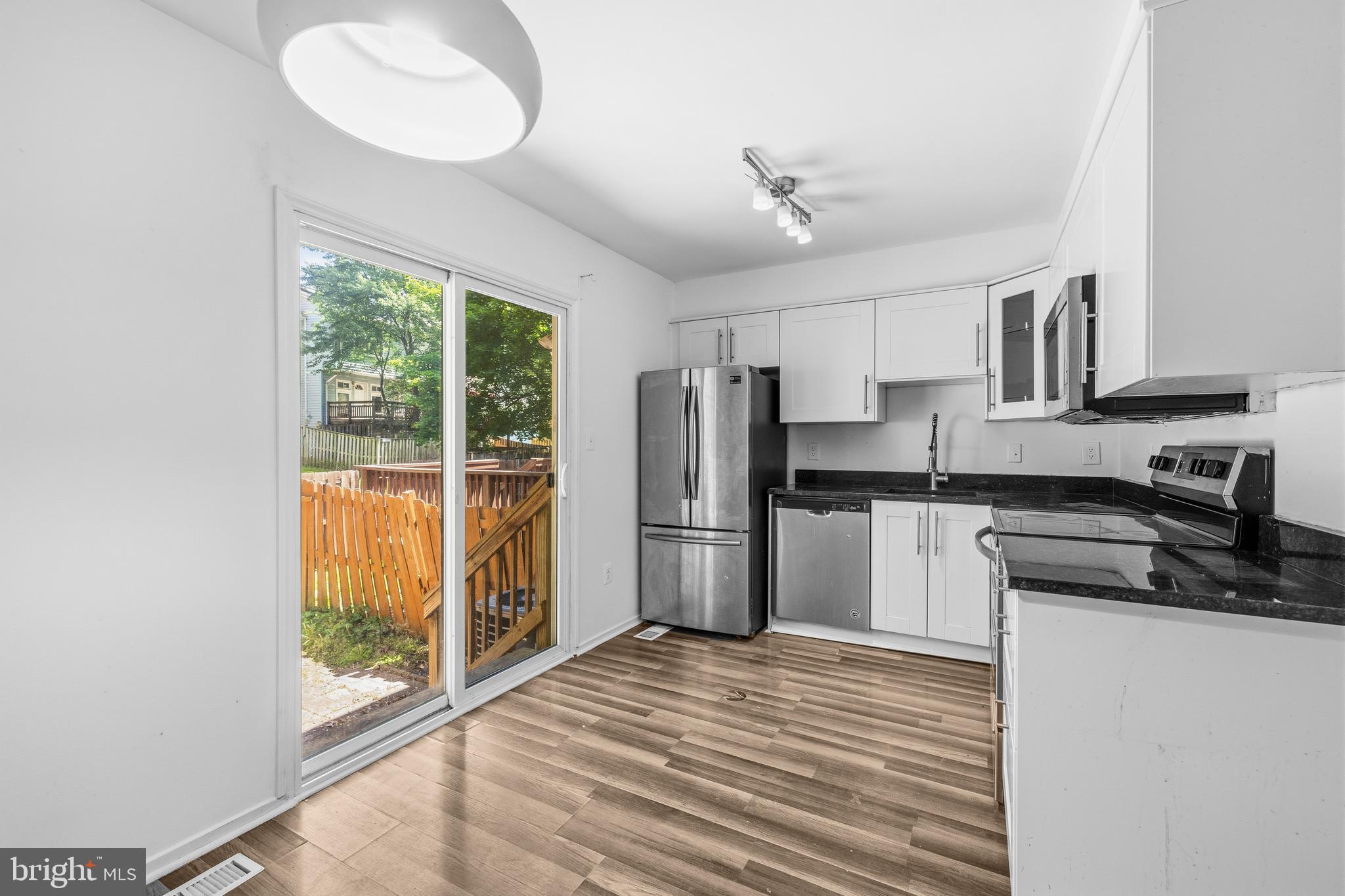 LANDING GLEN - Residential