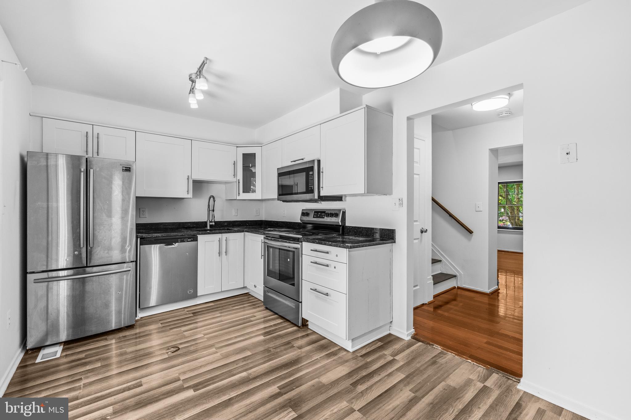 LANDING GLEN - Residential