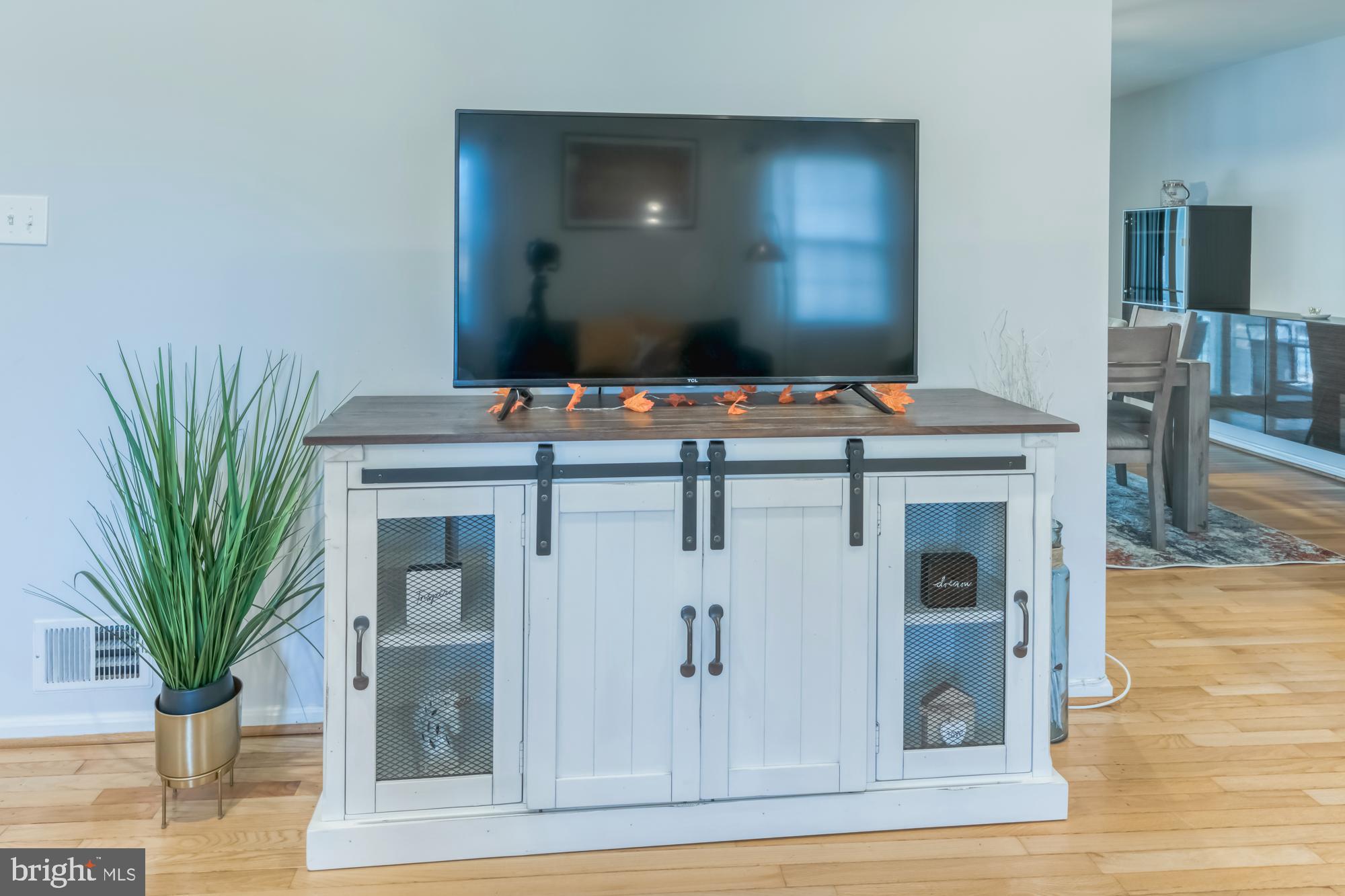 RIVERBEND ESTATES - Residential Lease