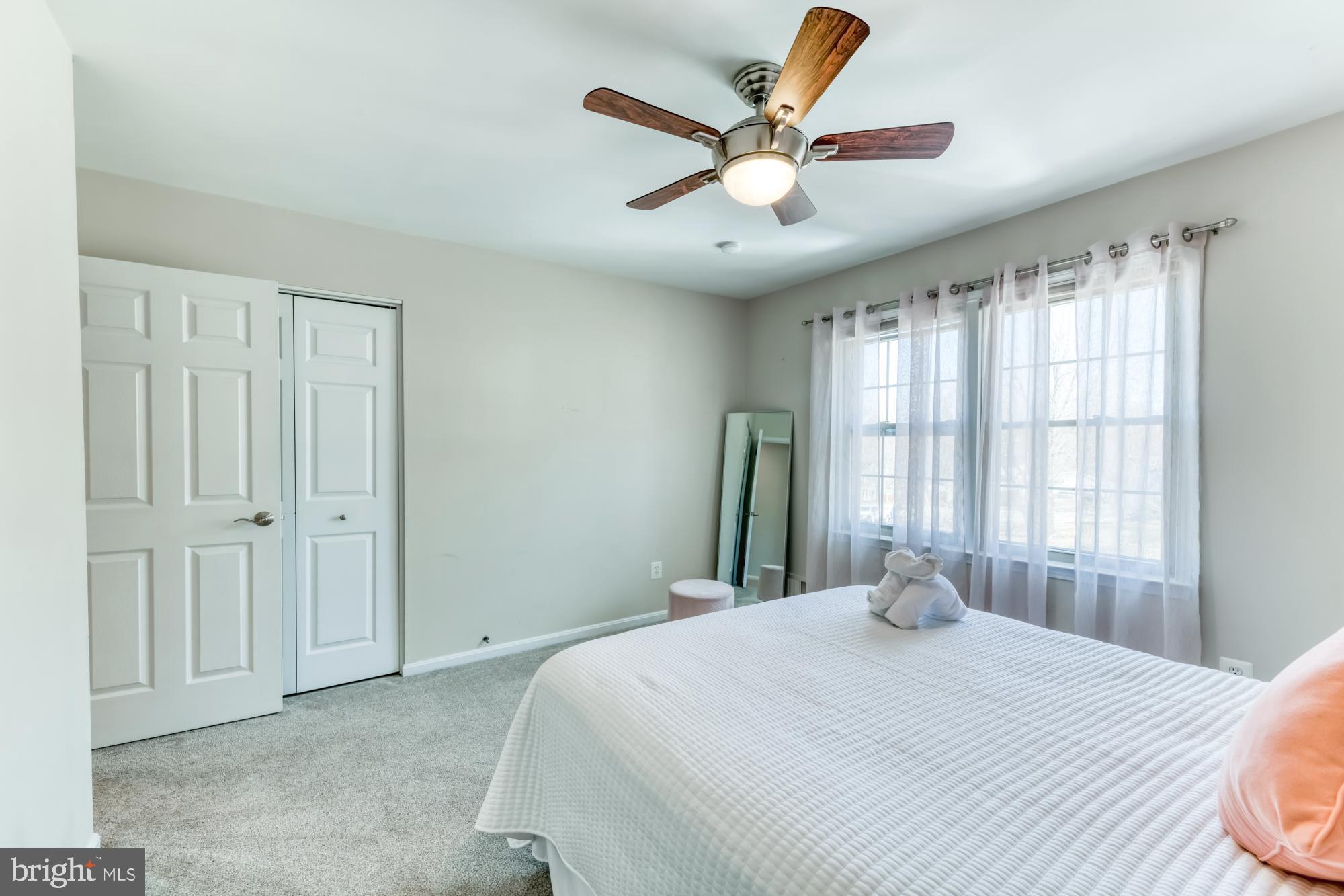 RIVERBEND ESTATES - Residential Lease