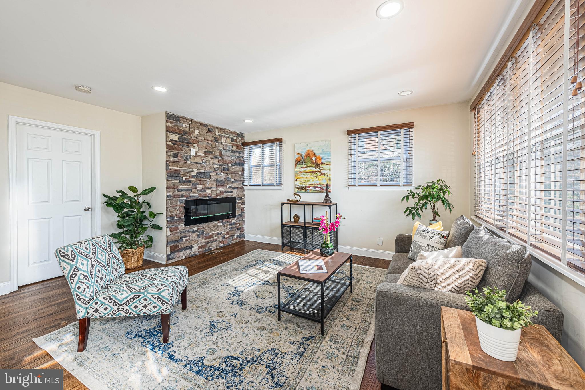 FIELDSTONE - Residential