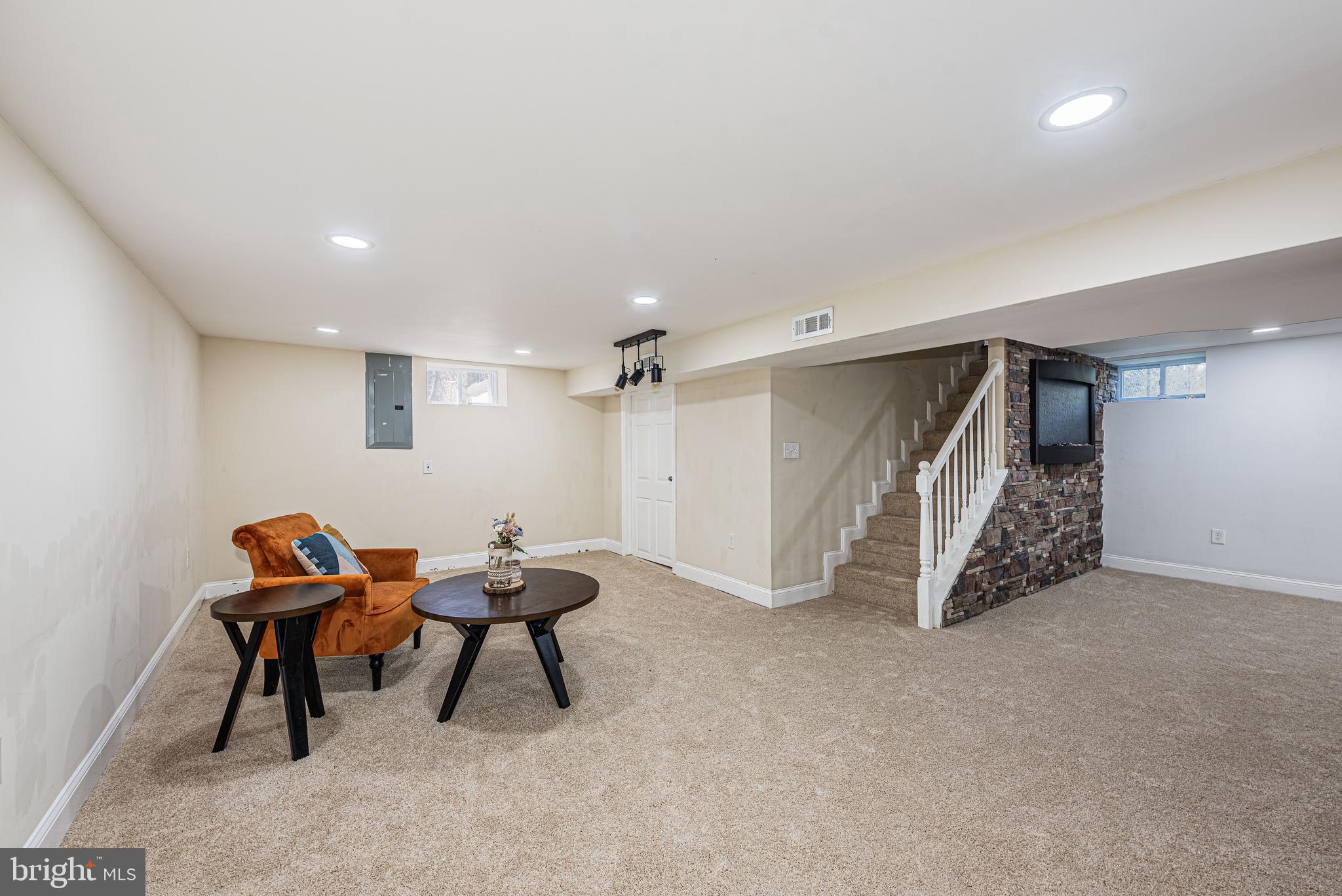 FIELDSTONE - Residential