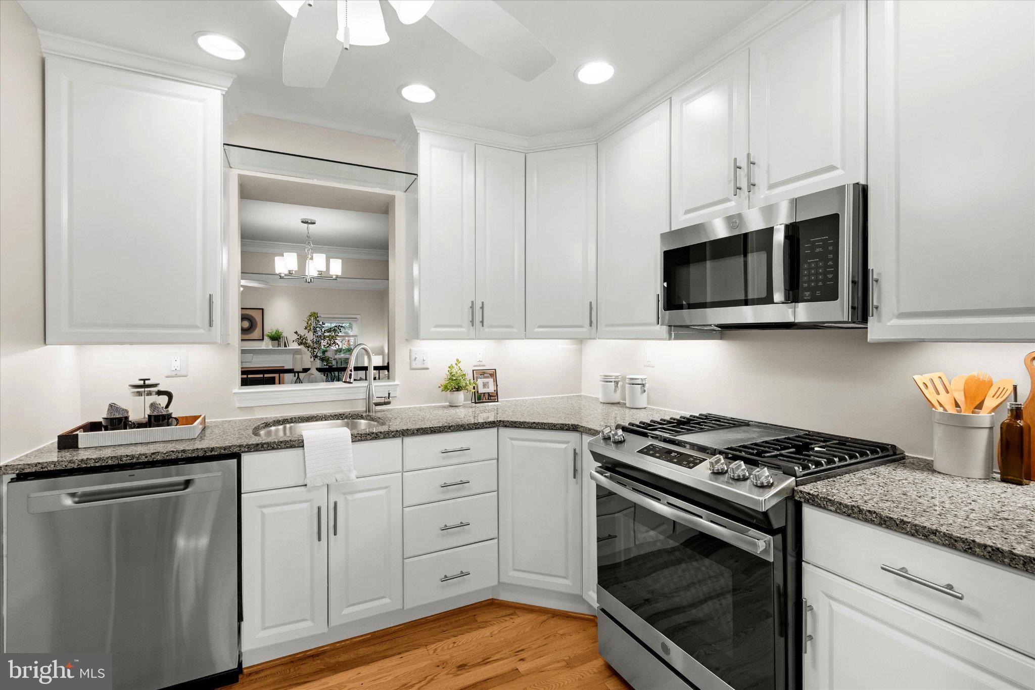 15 E DEL RAY AVENUE