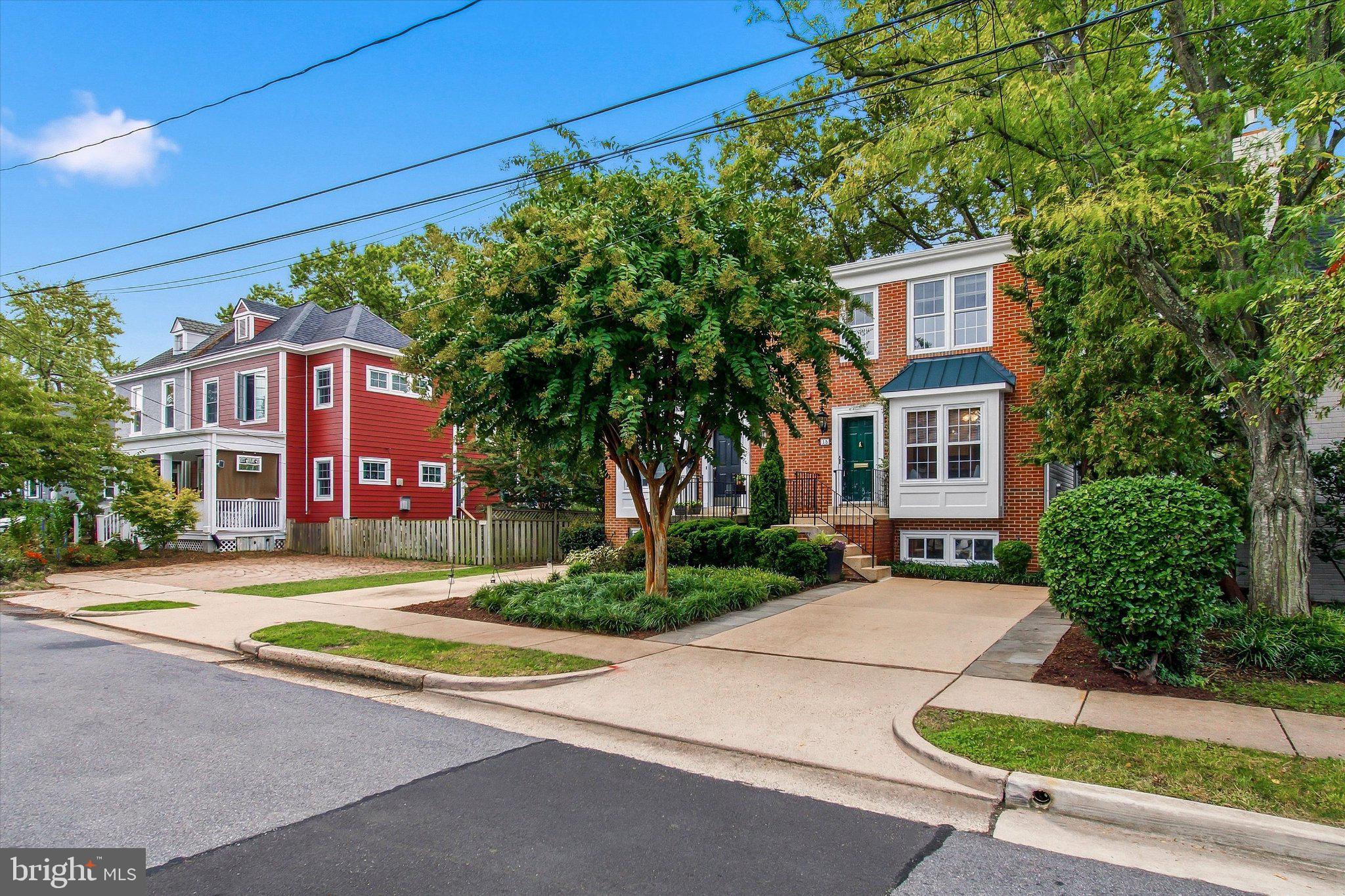 15 E DEL RAY AVENUE