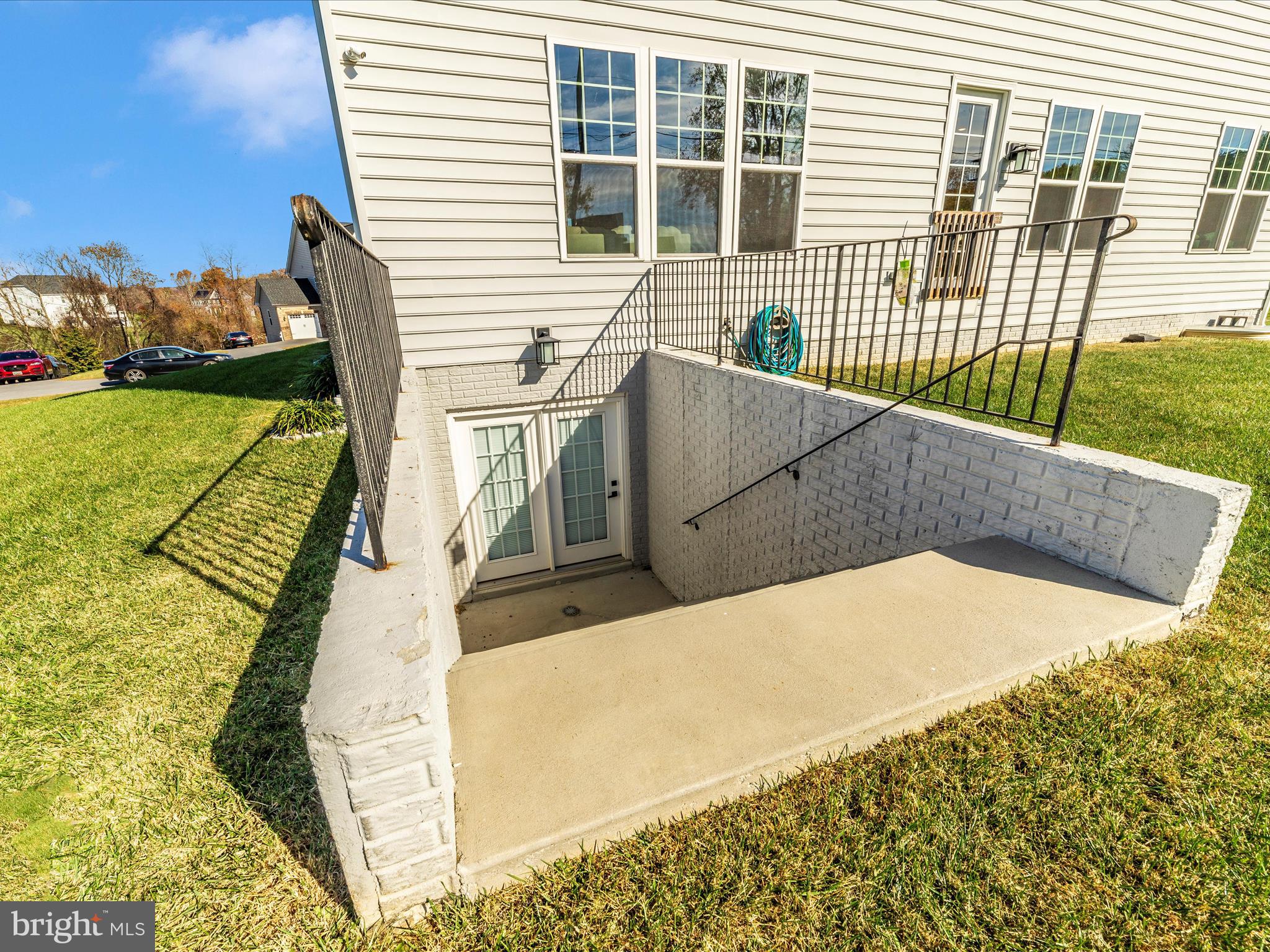 FAIRLANE FARM - Residential