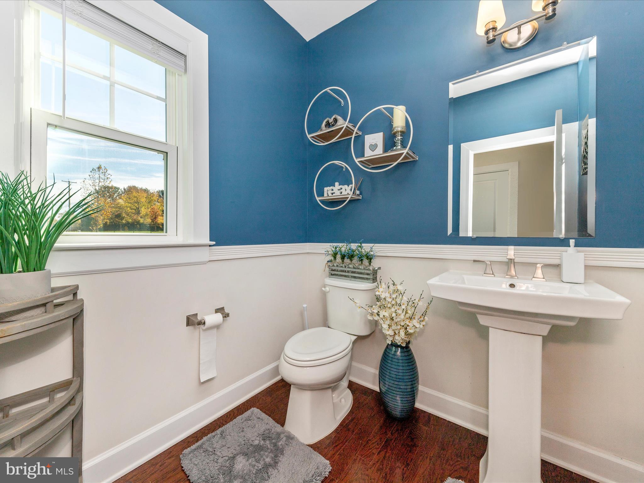 FAIRLANE FARM - Residential