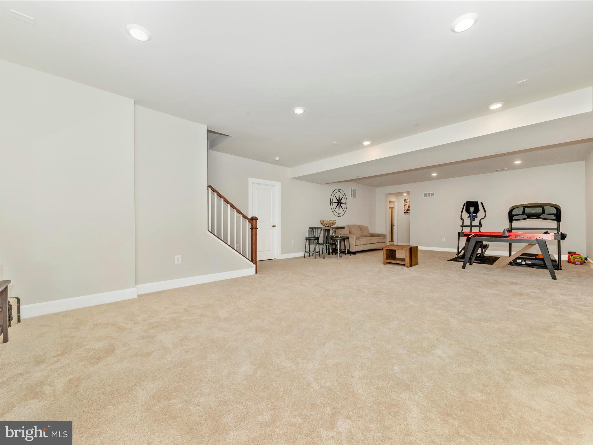 FAIRLANE FARM - Residential