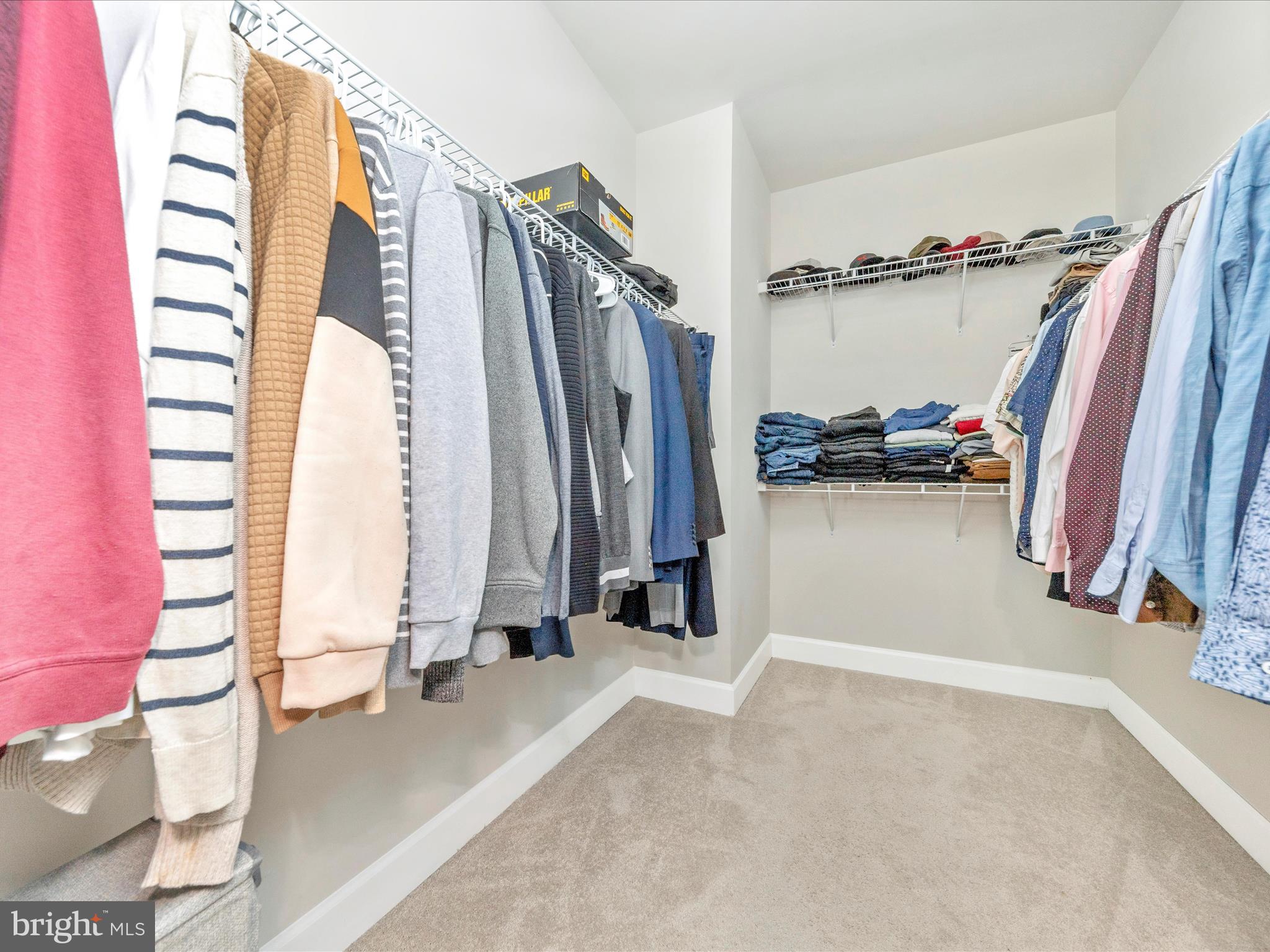 FAIRLANE FARM - Residential