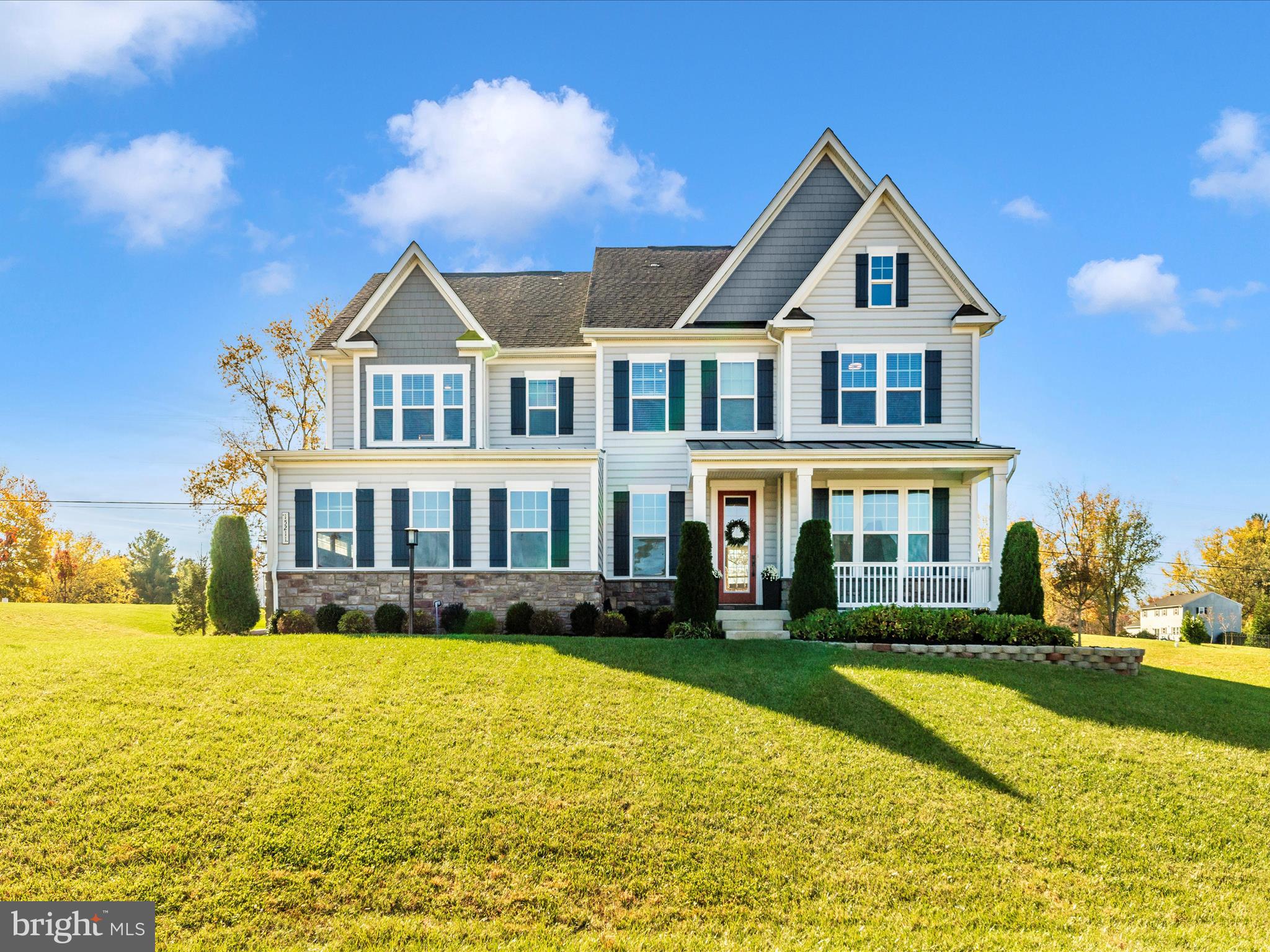 FAIRLANE FARM - Residential