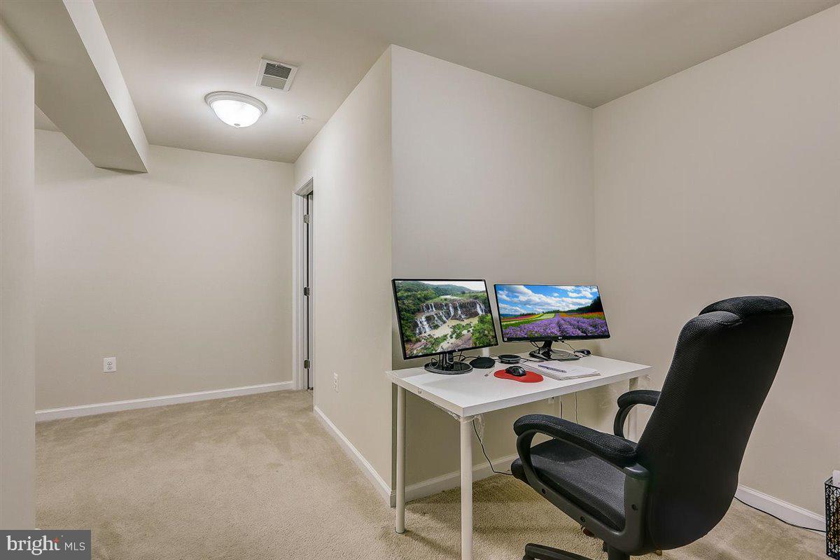 WOODSYDE RIDGE - Residential