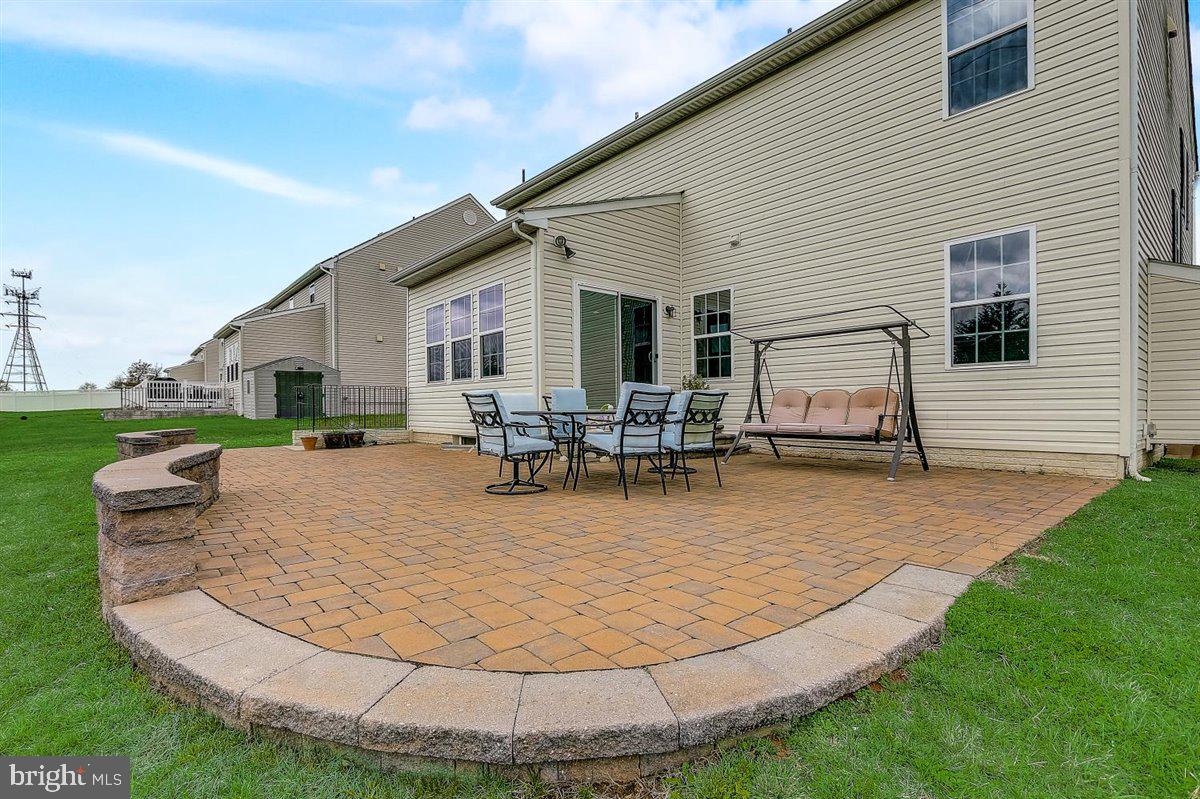 WOODSYDE RIDGE - Residential