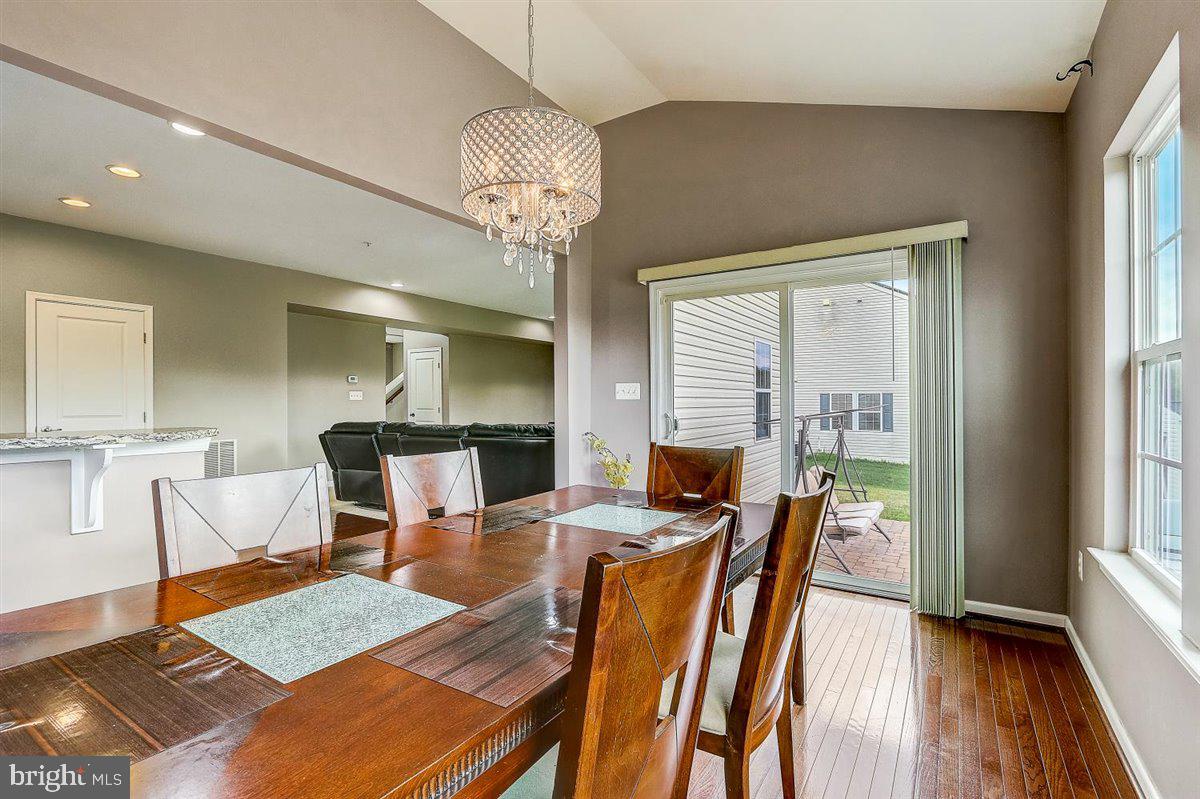 WOODSYDE RIDGE - Residential