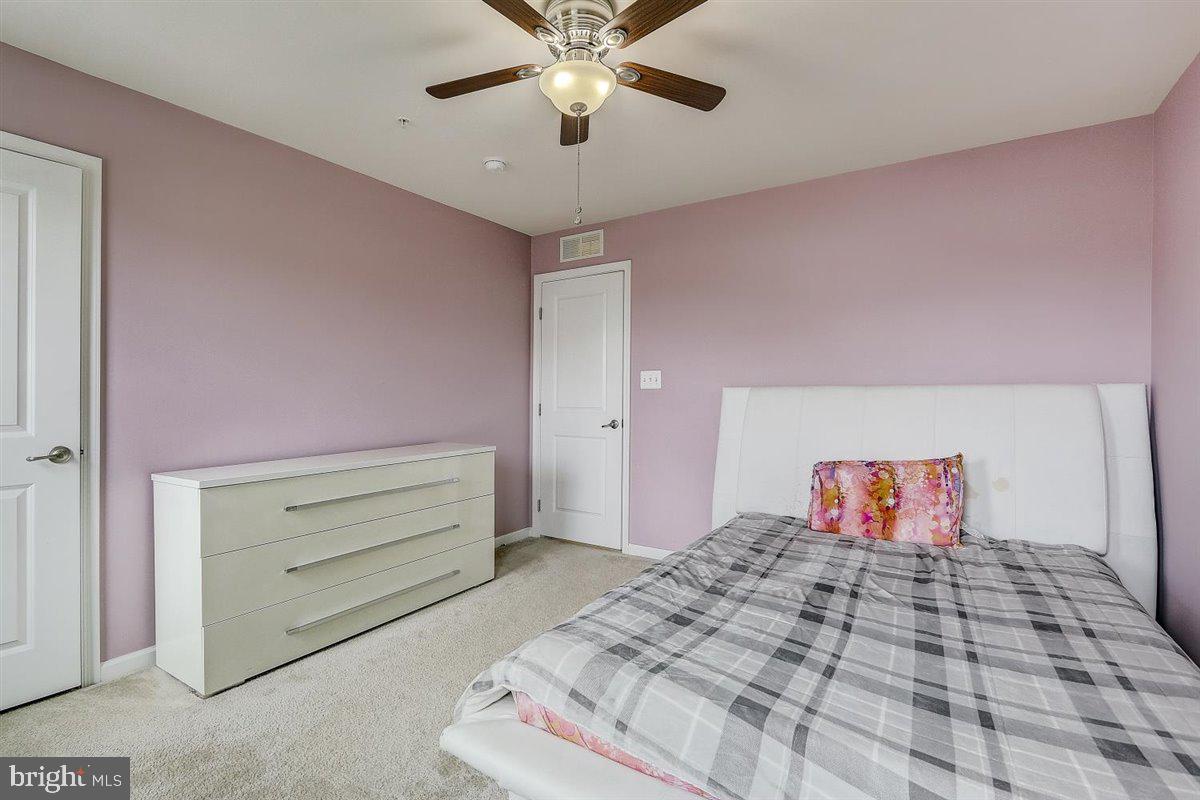 WOODSYDE RIDGE - Residential