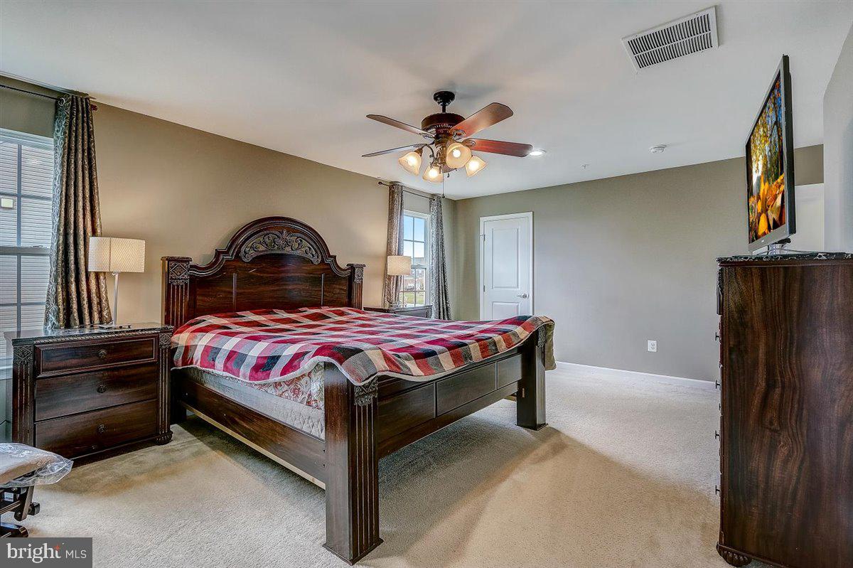 WOODSYDE RIDGE - Residential