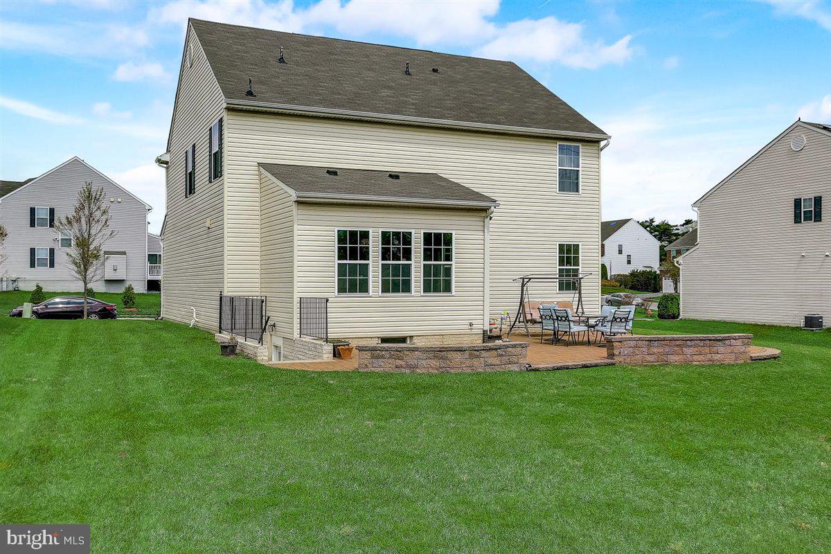 WOODSYDE RIDGE - Residential