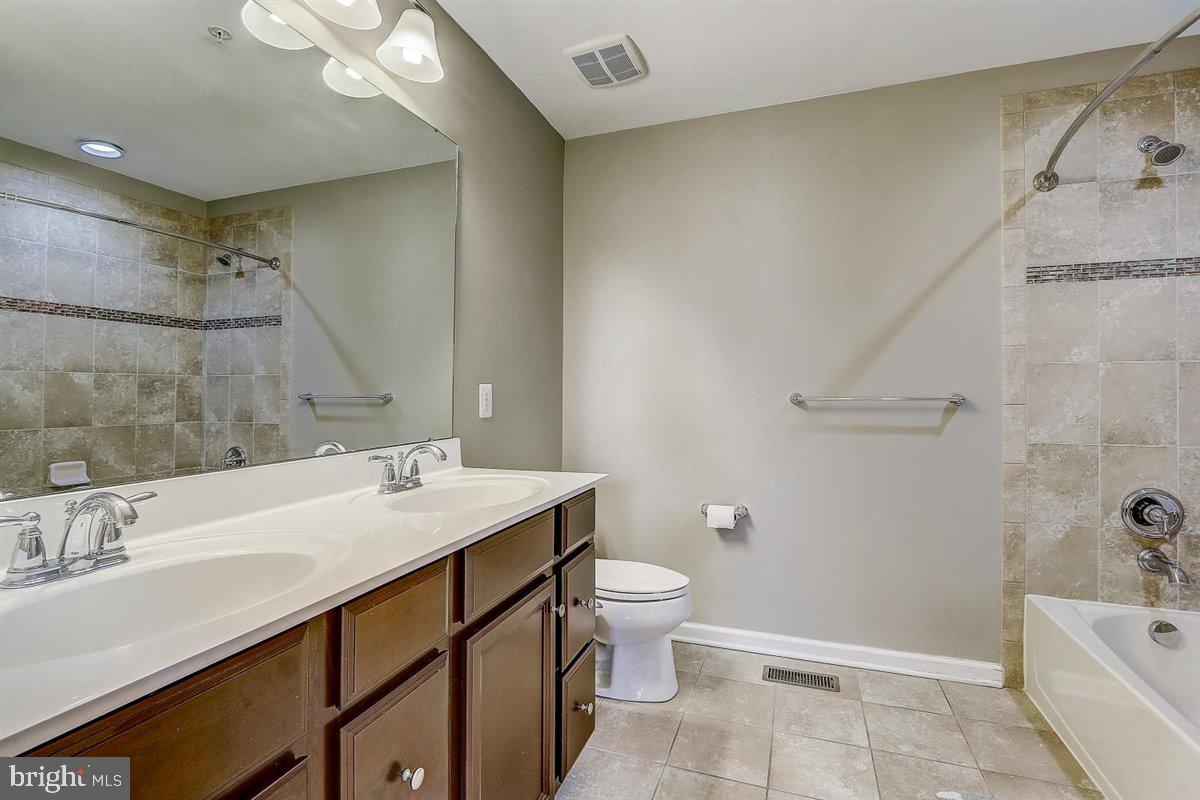 WOODSYDE RIDGE - Residential