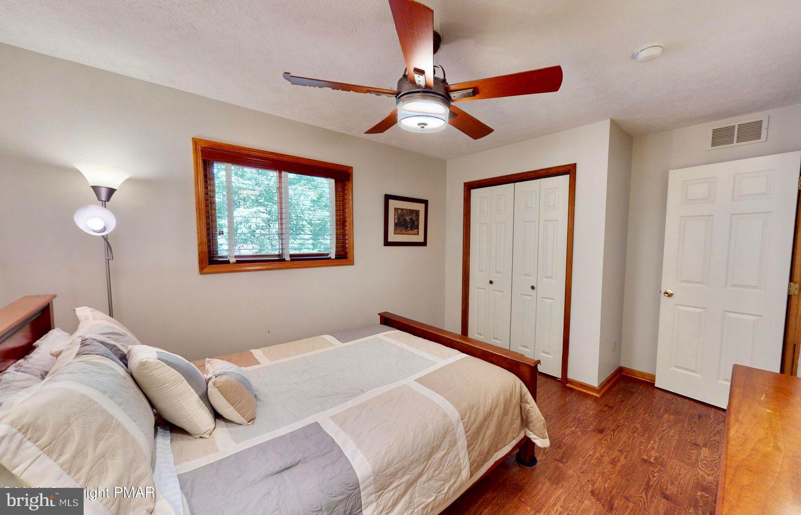 SPLIT ROCK - Residential