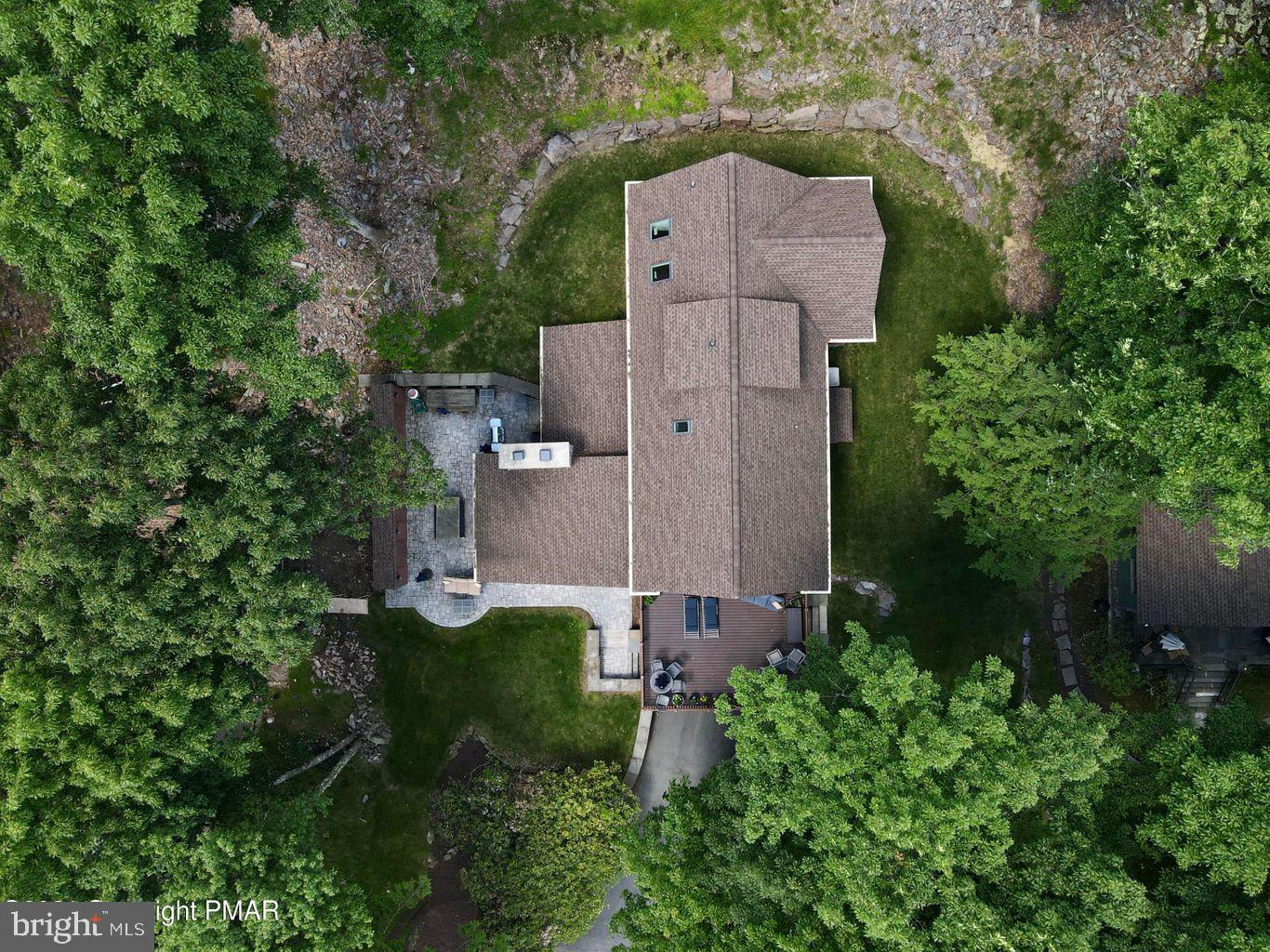 SPLIT ROCK - Residential