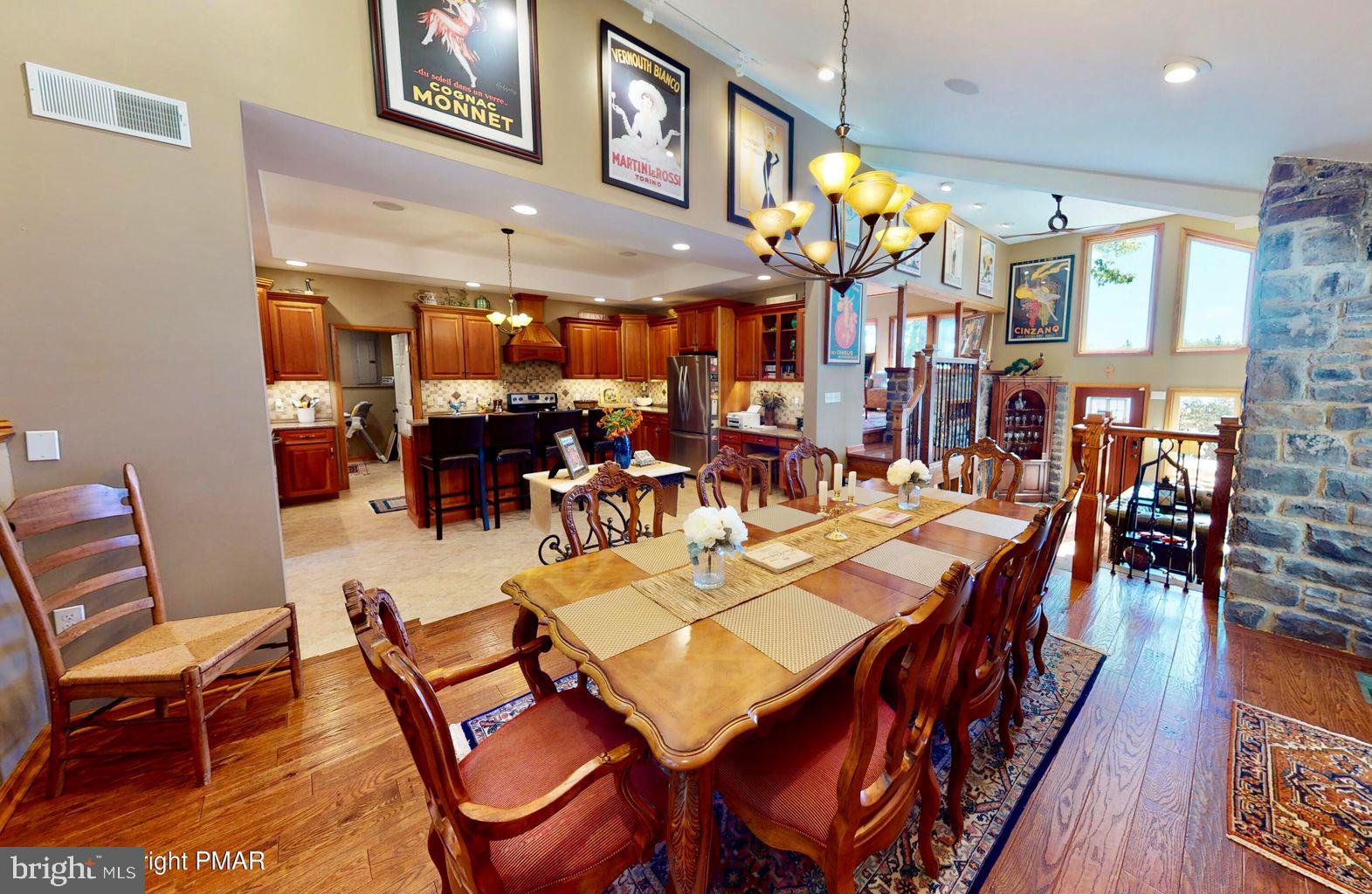 SPLIT ROCK - Residential