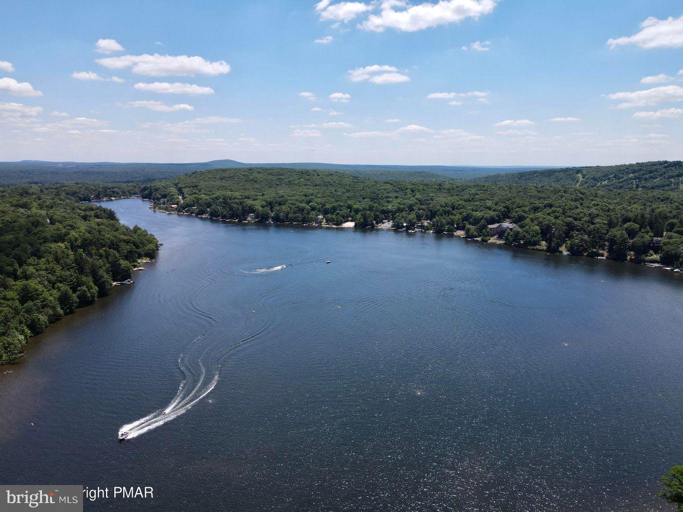 SPLIT ROCK - Residential