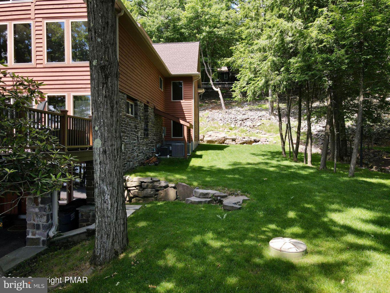 SPLIT ROCK - Residential