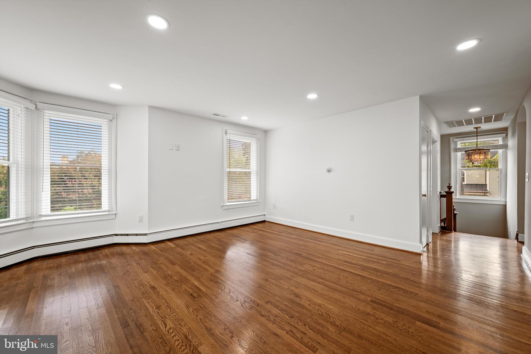 PURCELLVILLE - Residential