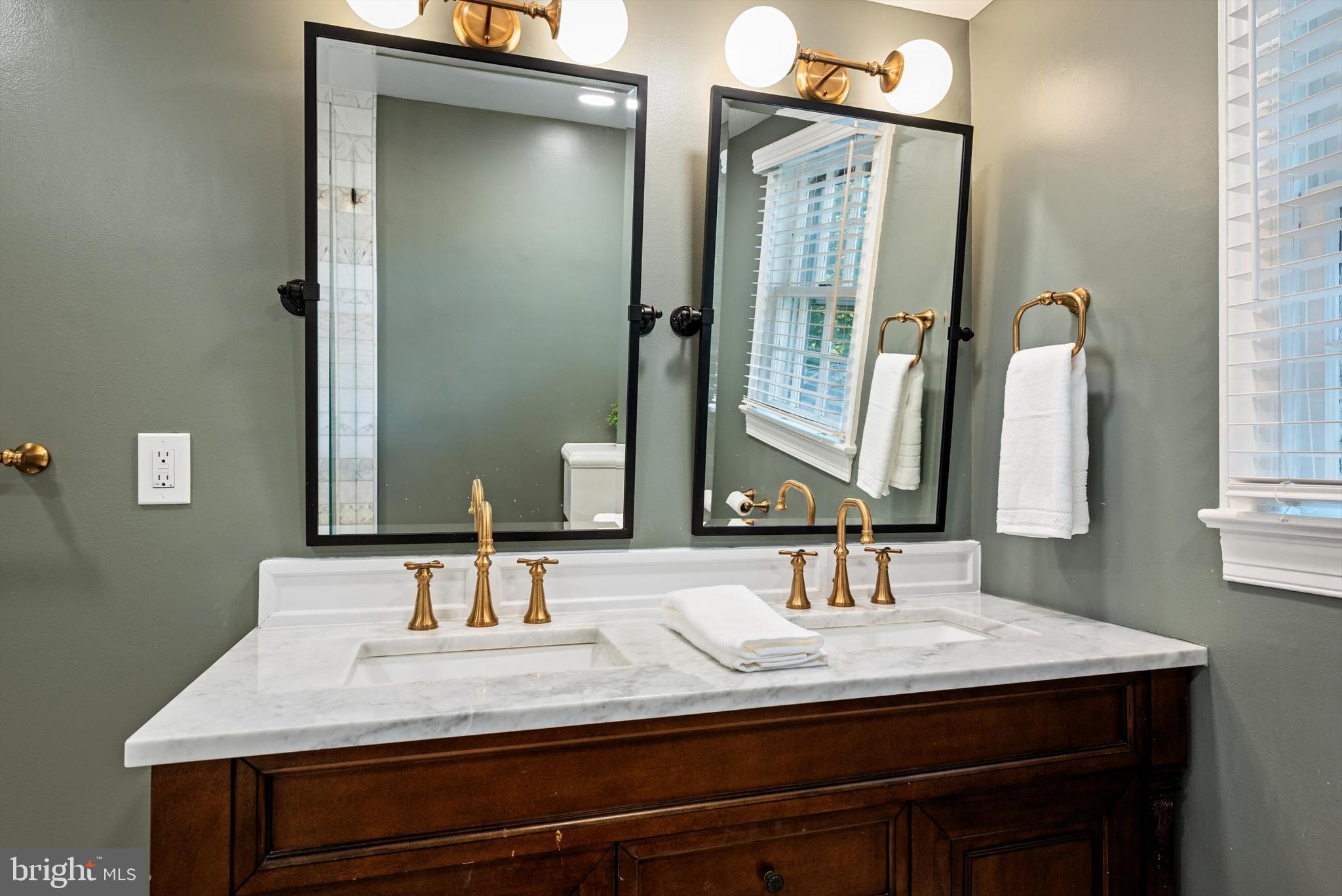 PURCELLVILLE - Residential