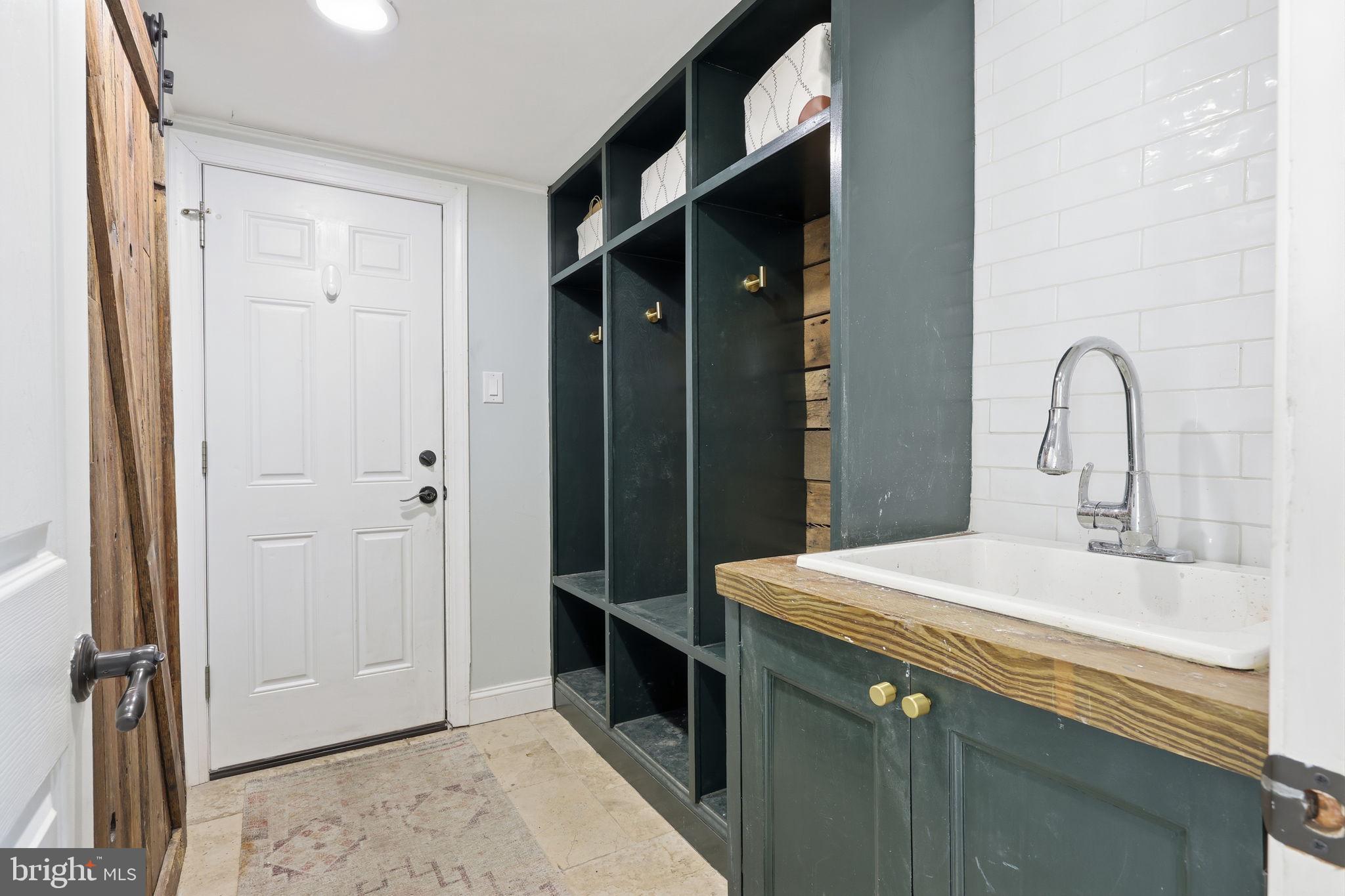 SWAN POINTE - Residential