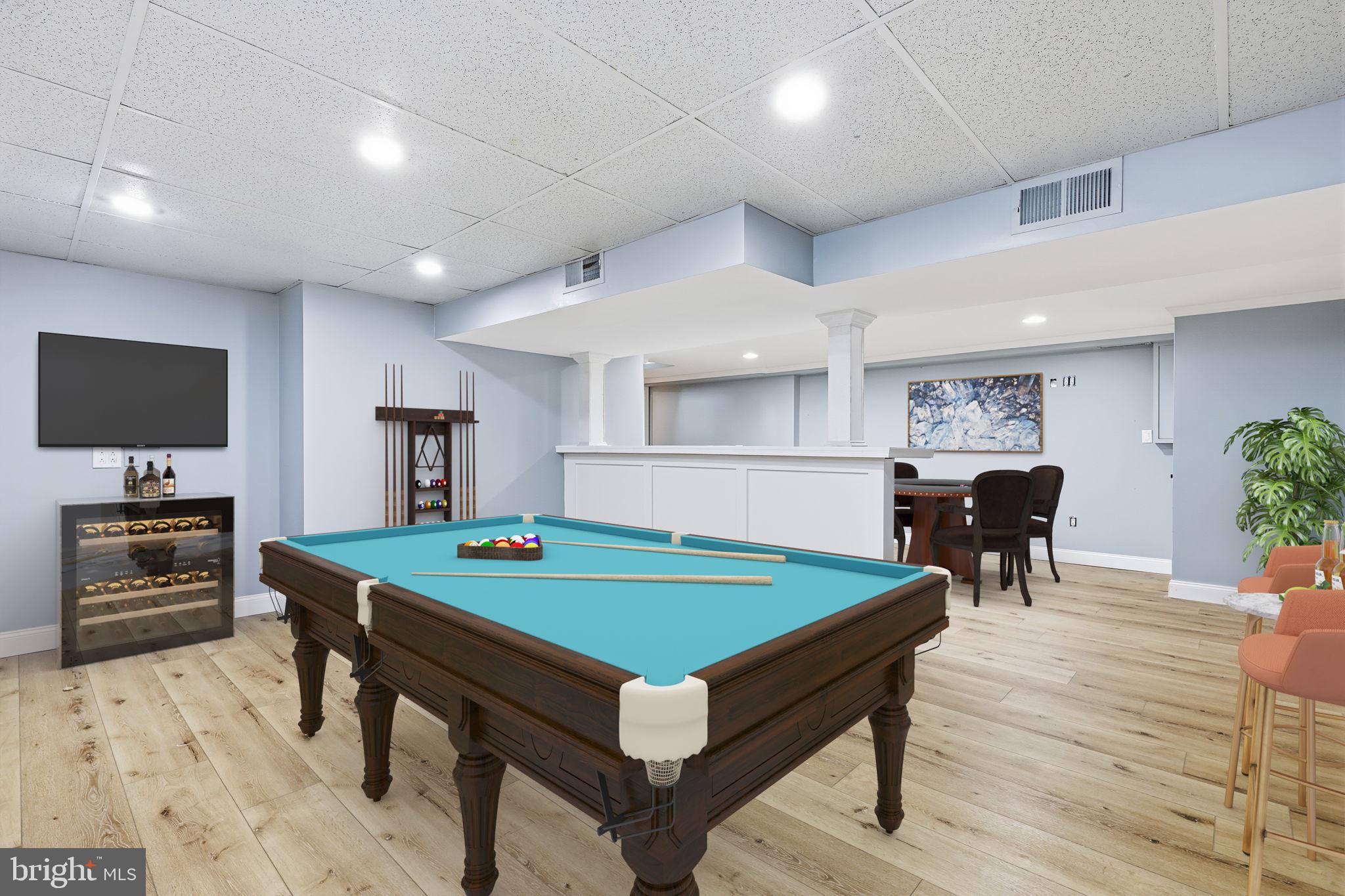 SWAN POINTE - Residential